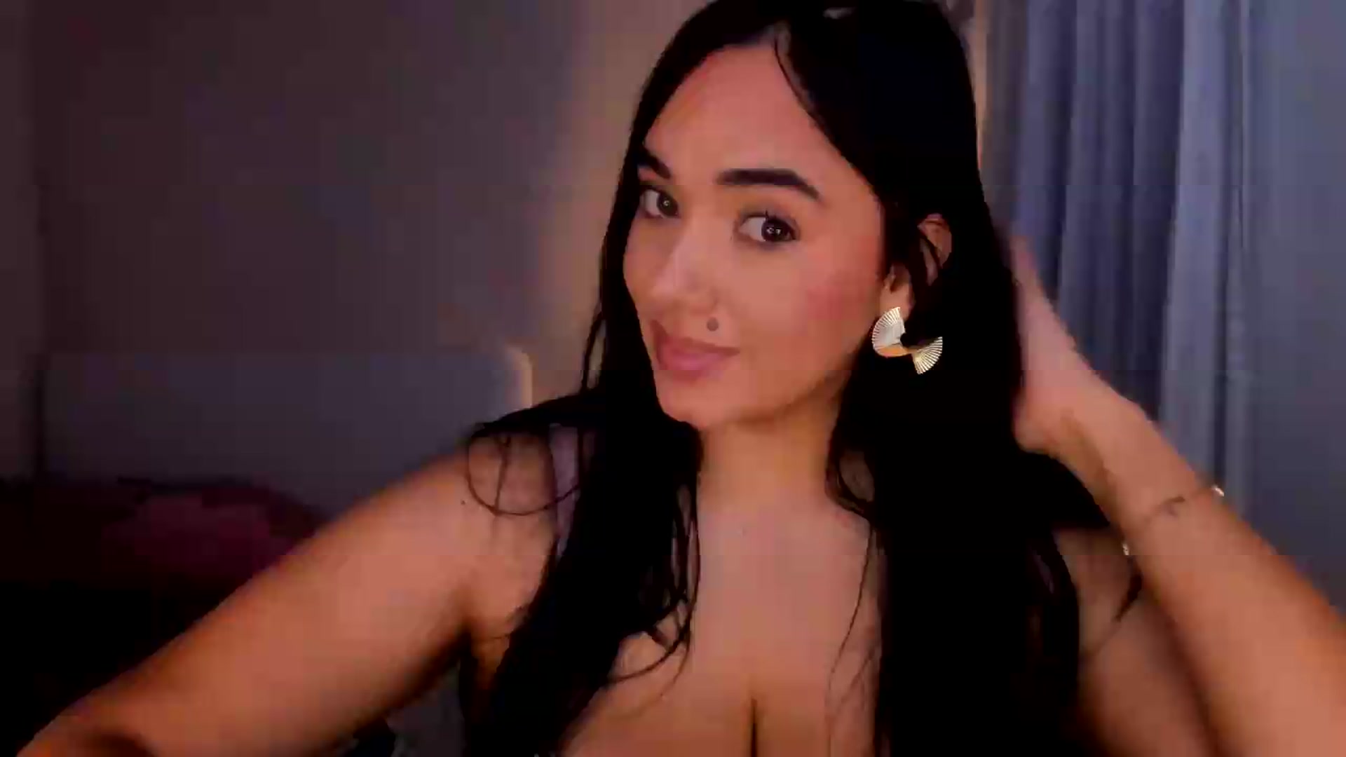 Gallery image thumbnail from CamiiHerrera's myfreecams stream on, 09/11/2026, 11:21 image 16 of 20