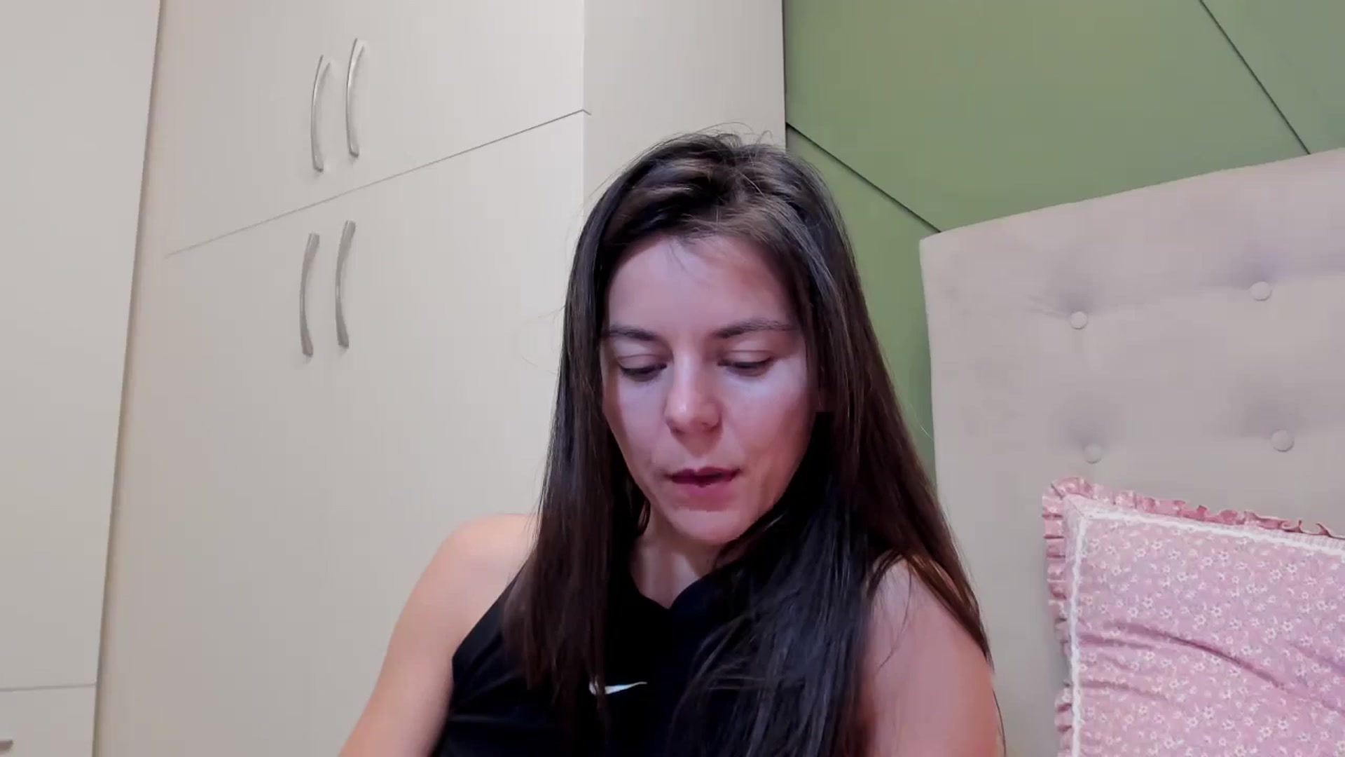 Gallery image thumbnail from CamilaAccardi's myfreecams stream on, 03/08/2026, 17:45 image 12 of 20