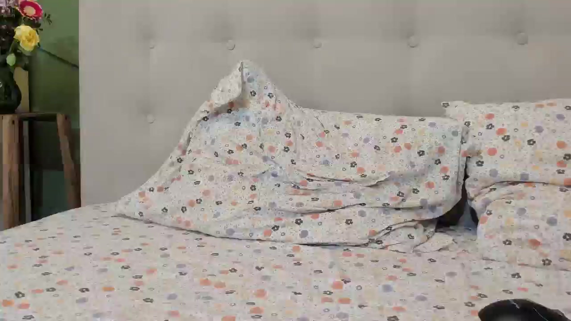 Gallery image thumbnail from CamilaAccardi's myfreecams stream on, 03/27/2026, 12:53 image 8 of 20