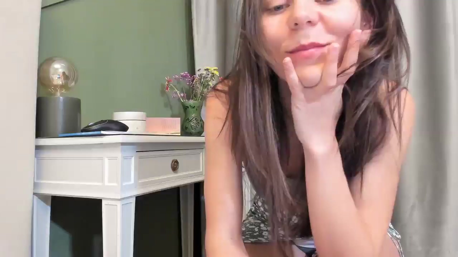 Gallery image thumbnail from CamilaAccardi's myfreecams stream on, 03/30/2026, 17:50 image 14 of 20