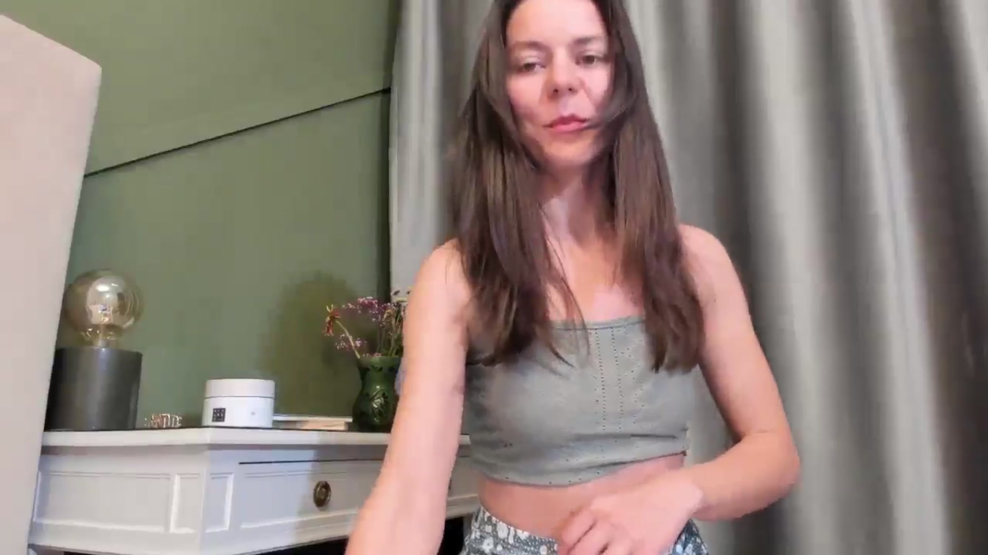 Gallery image thumbnail from CamilaAccardi's myfreecams stream on, 03/30/2026, 17:50 image 7 of 20