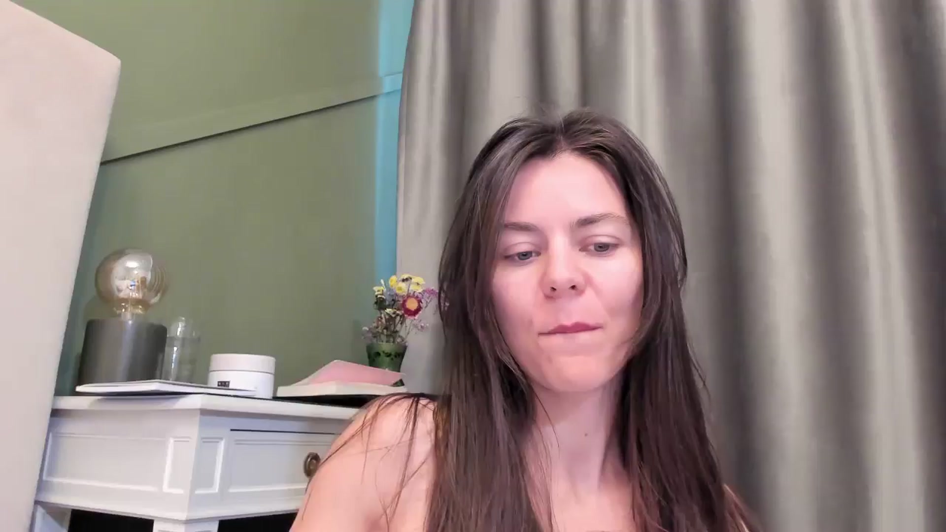 Gallery image thumbnail from CamilaAccardi's myfreecams stream on, 04/04/2026, 13:56 image 1 of 20