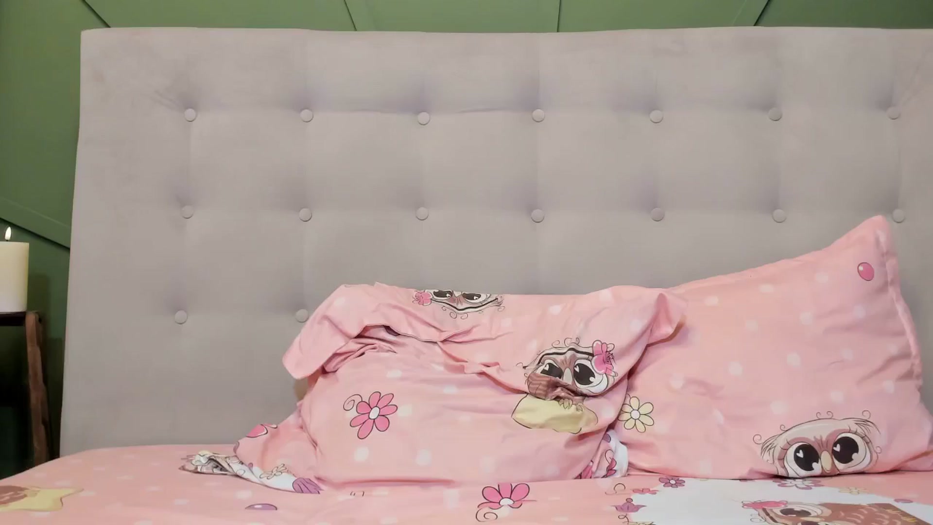 Gallery image thumbnail from CamilaAccardi's myfreecams stream on, 04/10/2026, 17:19 image 14 of 20