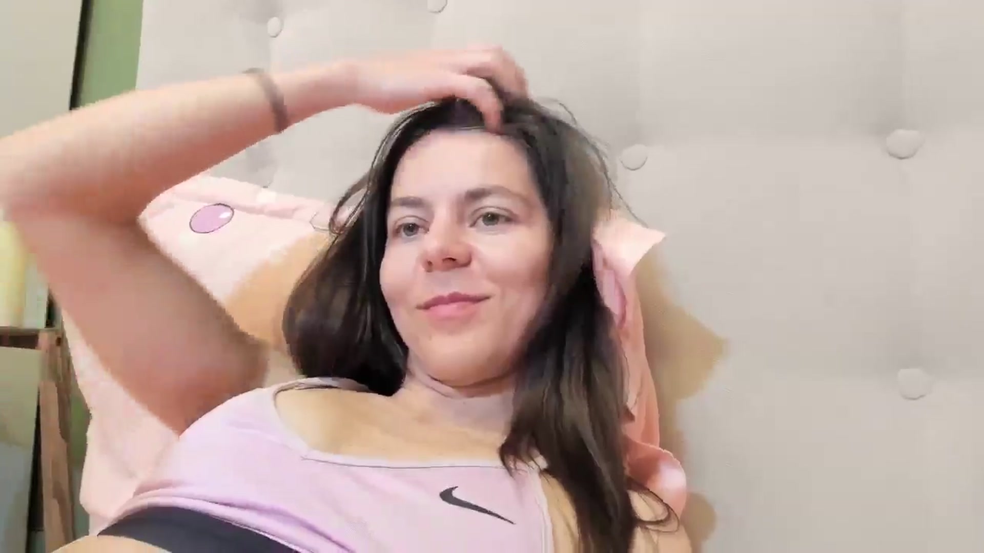 Gallery image thumbnail from CamilaAccardi's myfreecams stream on, 04/19/2026, 17:43 image 3 of 20