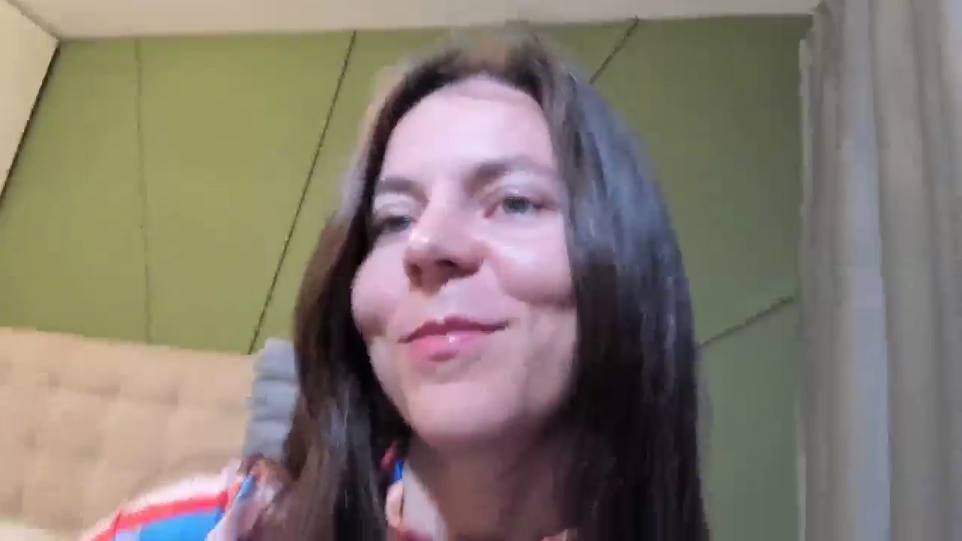 Gallery image thumbnail from CamilaAccardi's myfreecams stream on, 04/21/2026, 19:27 image 8 of 20