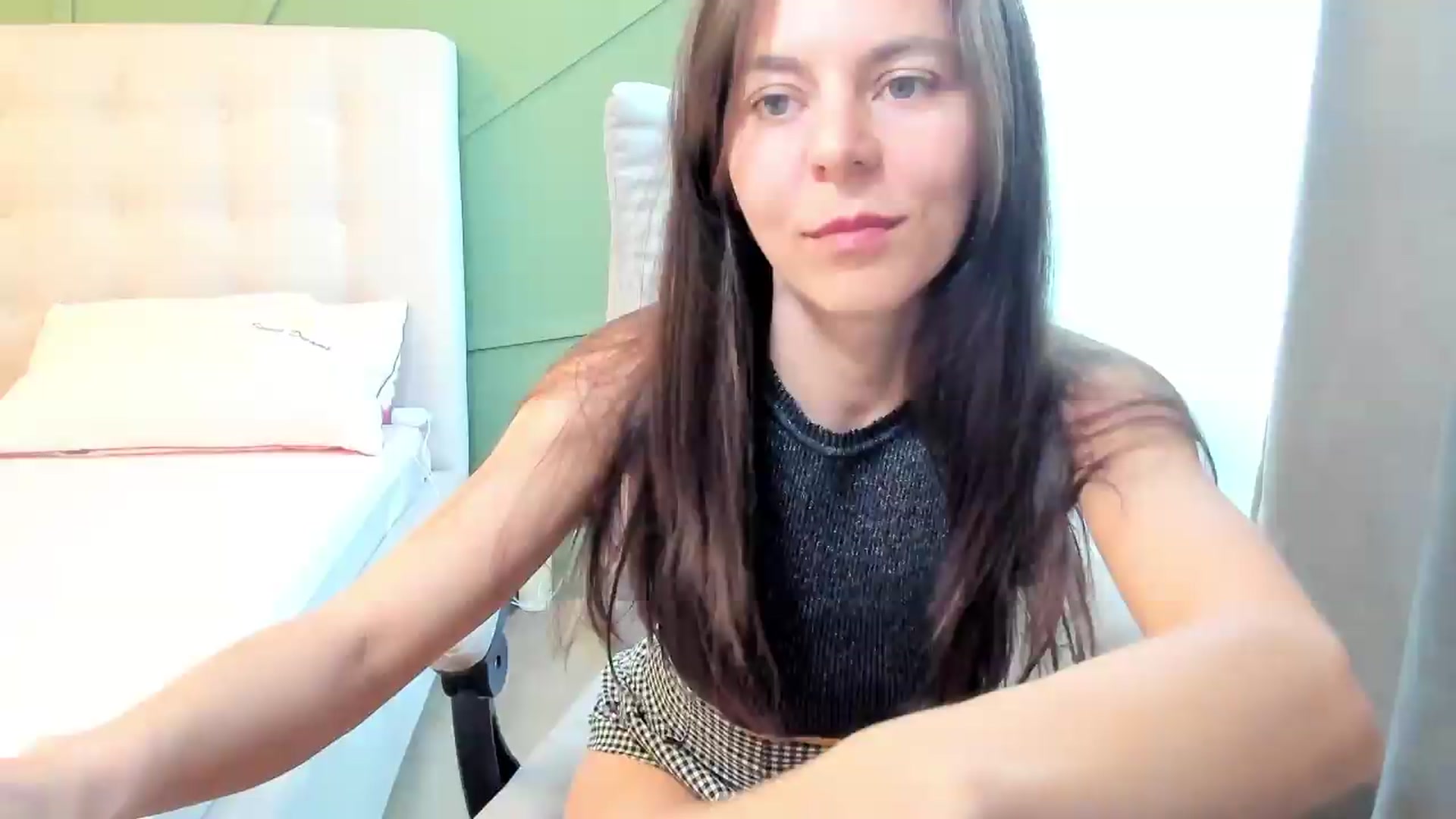Gallery image thumbnail from CamilaAccardi's myfreecams stream on, 05/06/2026, 12:36 image 6 of 20