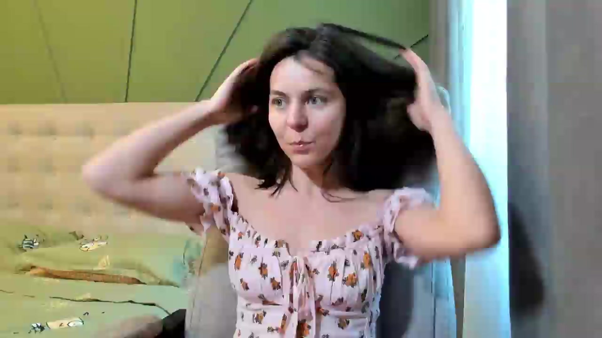 Gallery image thumbnail from CamilaAccardi's myfreecams stream on, 05/10/2026, 13:17 image 9 of 20