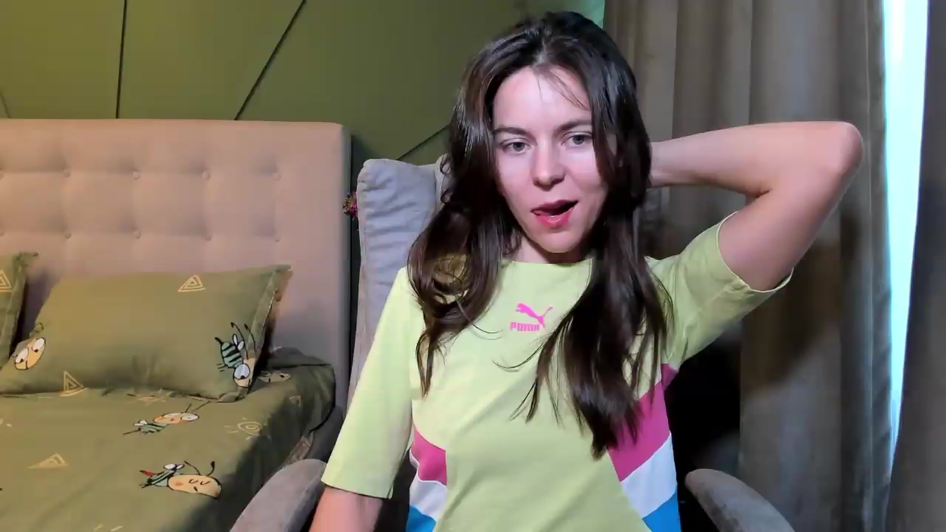 Gallery image thumbnail from CamilaAccardi's myfreecams stream on, 05/18/2026, 11:31 image 5 of 20