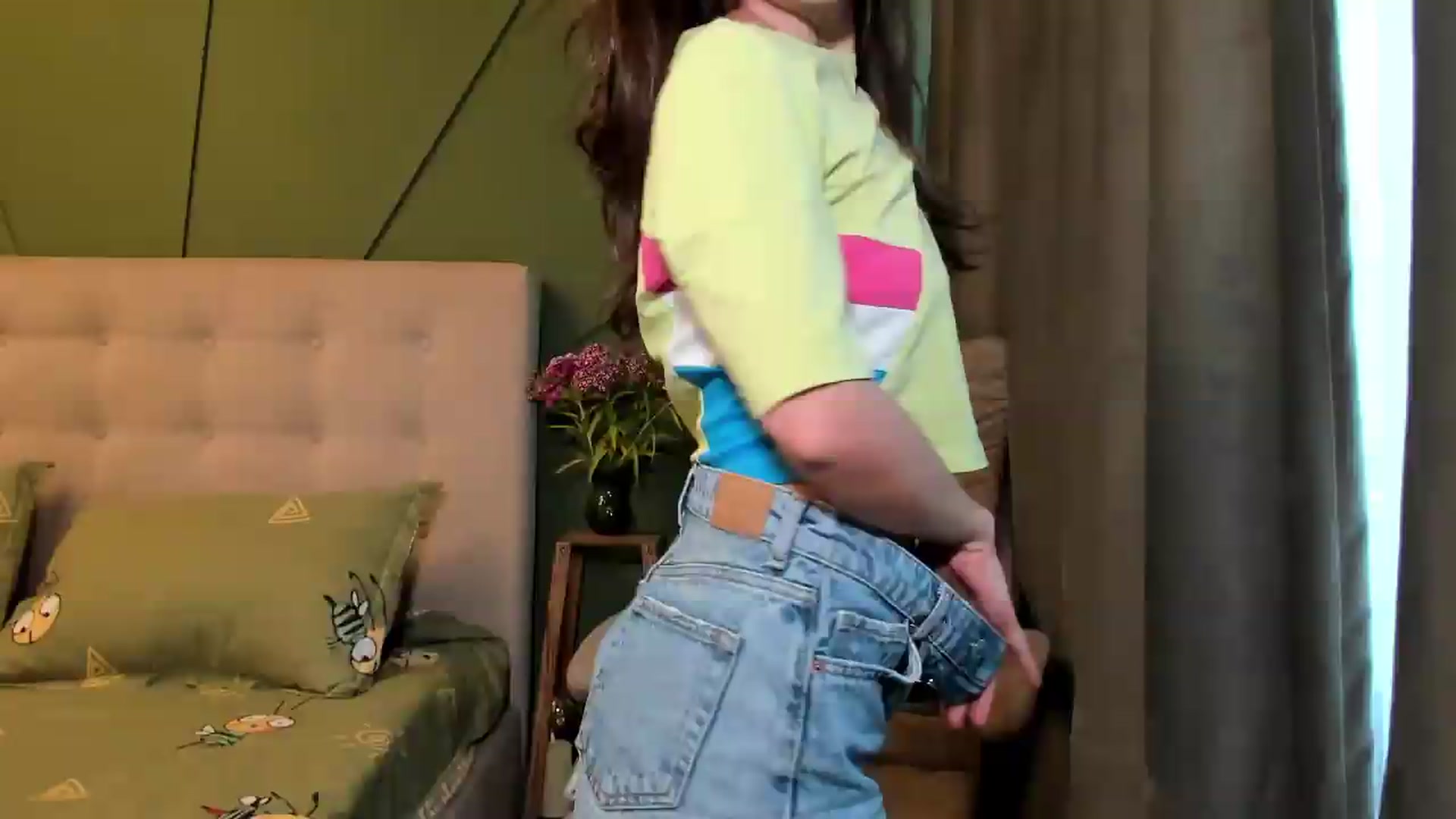 Gallery image thumbnail from CamilaAccardi's myfreecams stream on, 05/18/2026, 11:31 image 18 of 20