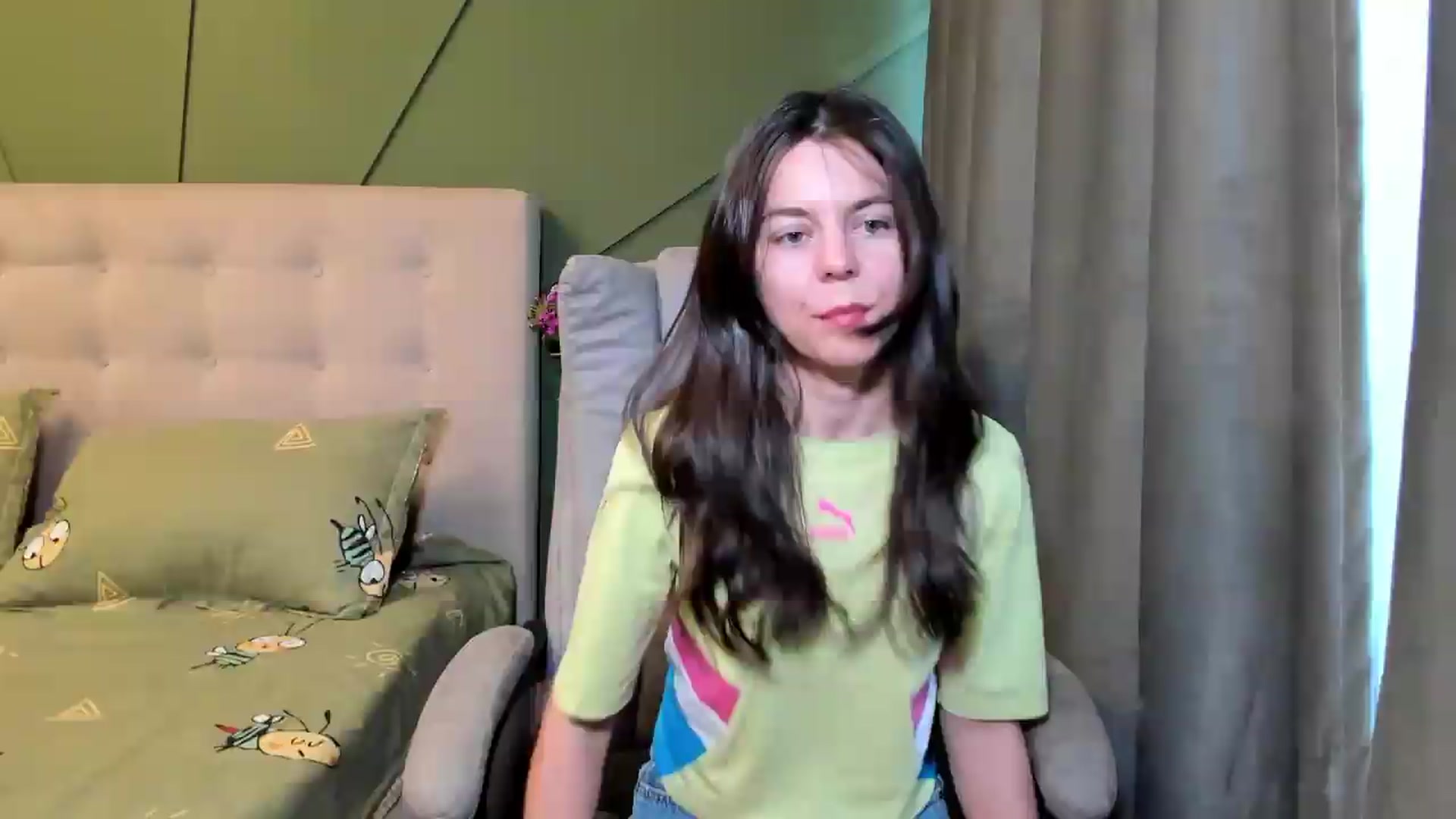 Gallery image thumbnail from CamilaAccardi's myfreecams stream on, 05/18/2026, 11:31 image 4 of 20