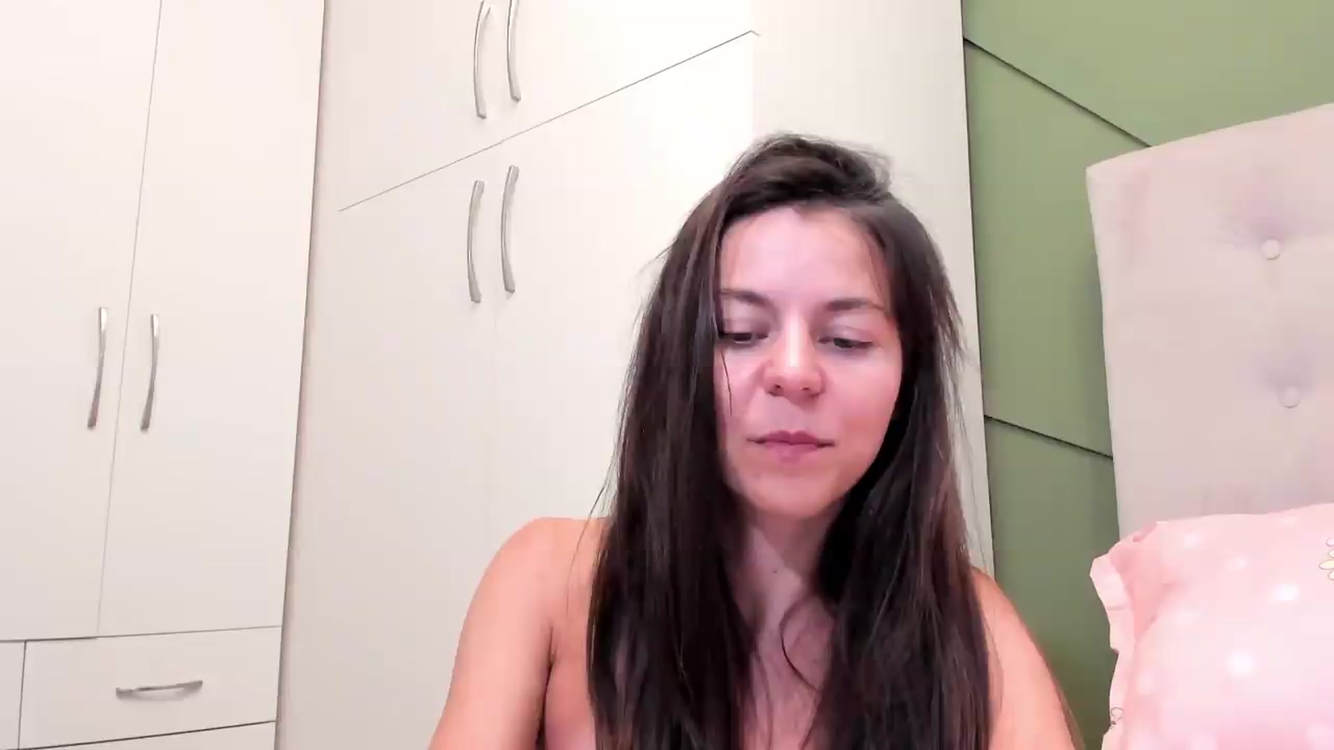 Gallery image thumbnail from CamilaAccardi's myfreecams stream on, 06/20/2026, 12:15 image 5 of 20