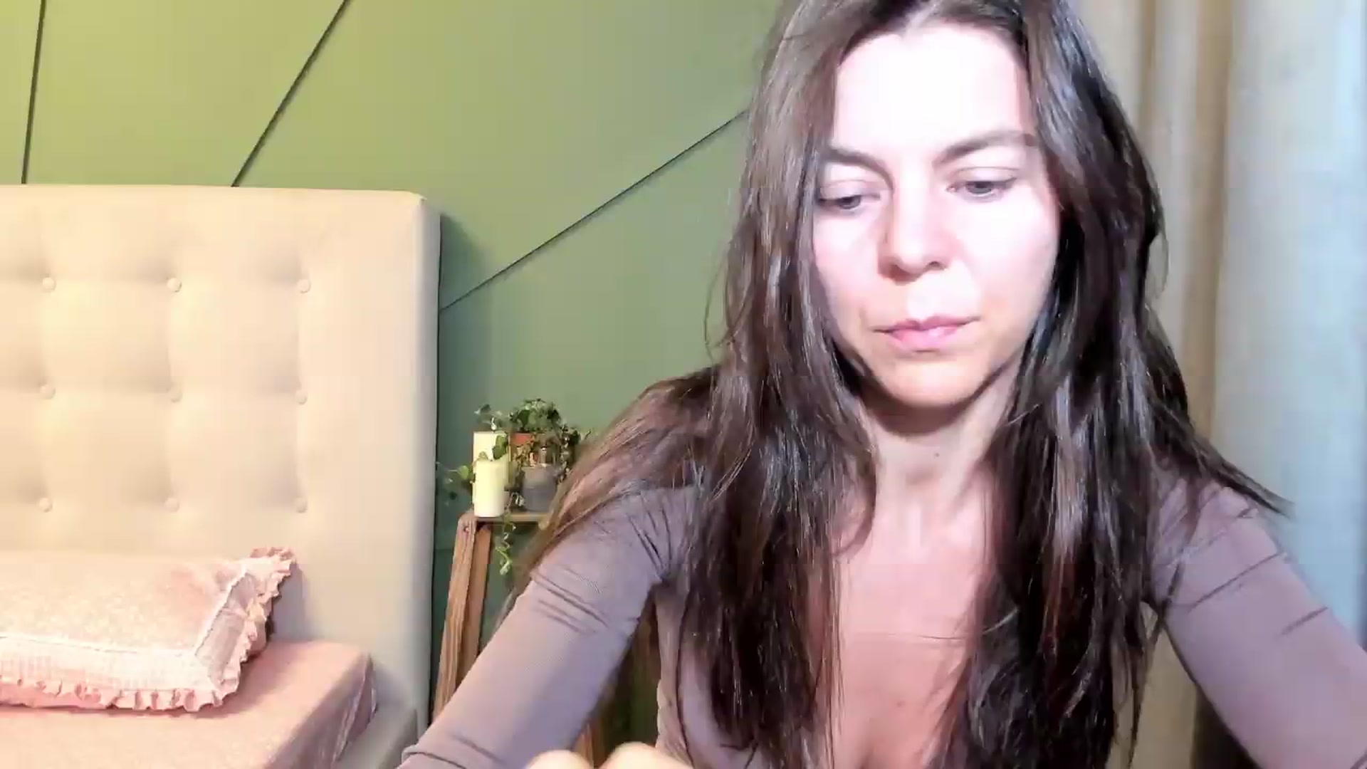 Gallery image thumbnail from CamilaAccardi's myfreecams stream on, 07/20/2026, 21:24 image 10 of 20