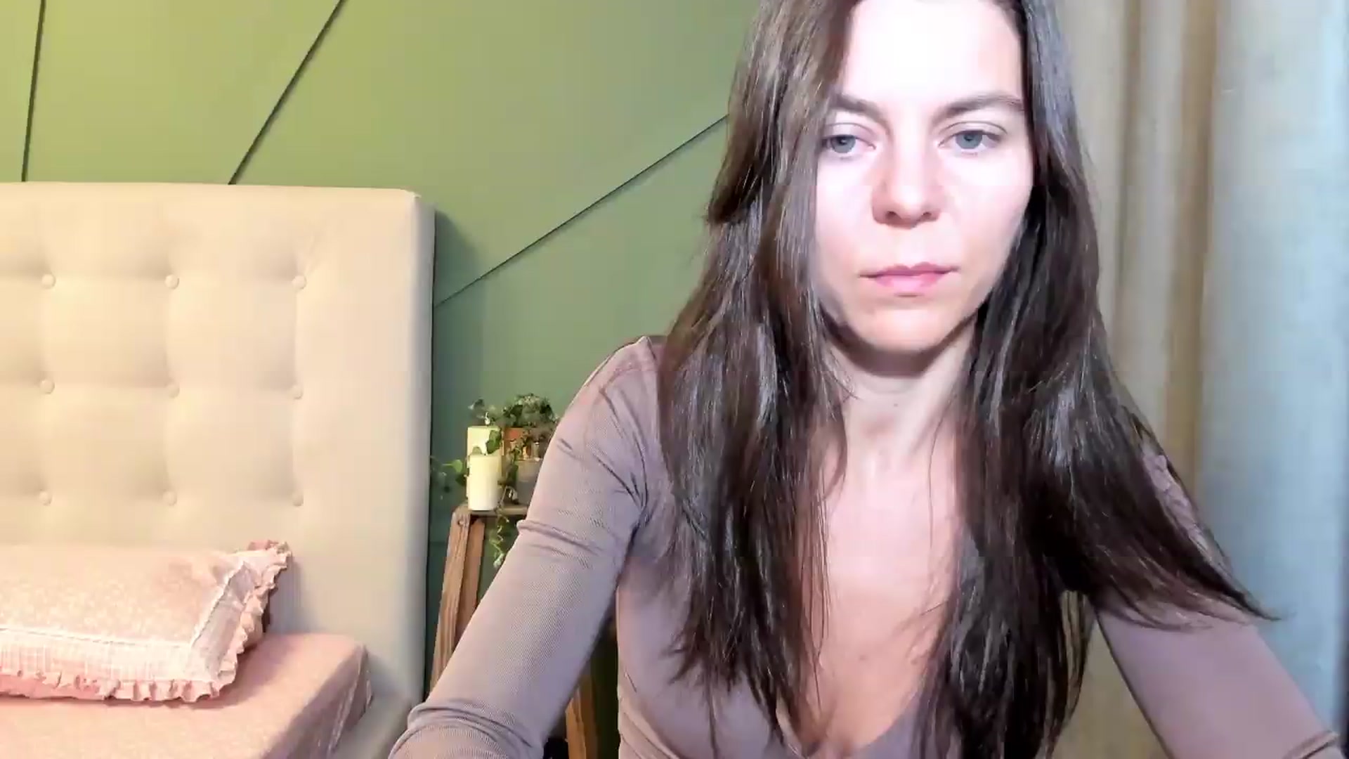 Gallery image thumbnail from CamilaAccardi's myfreecams stream on, 07/20/2026, 21:24 image 11 of 20
