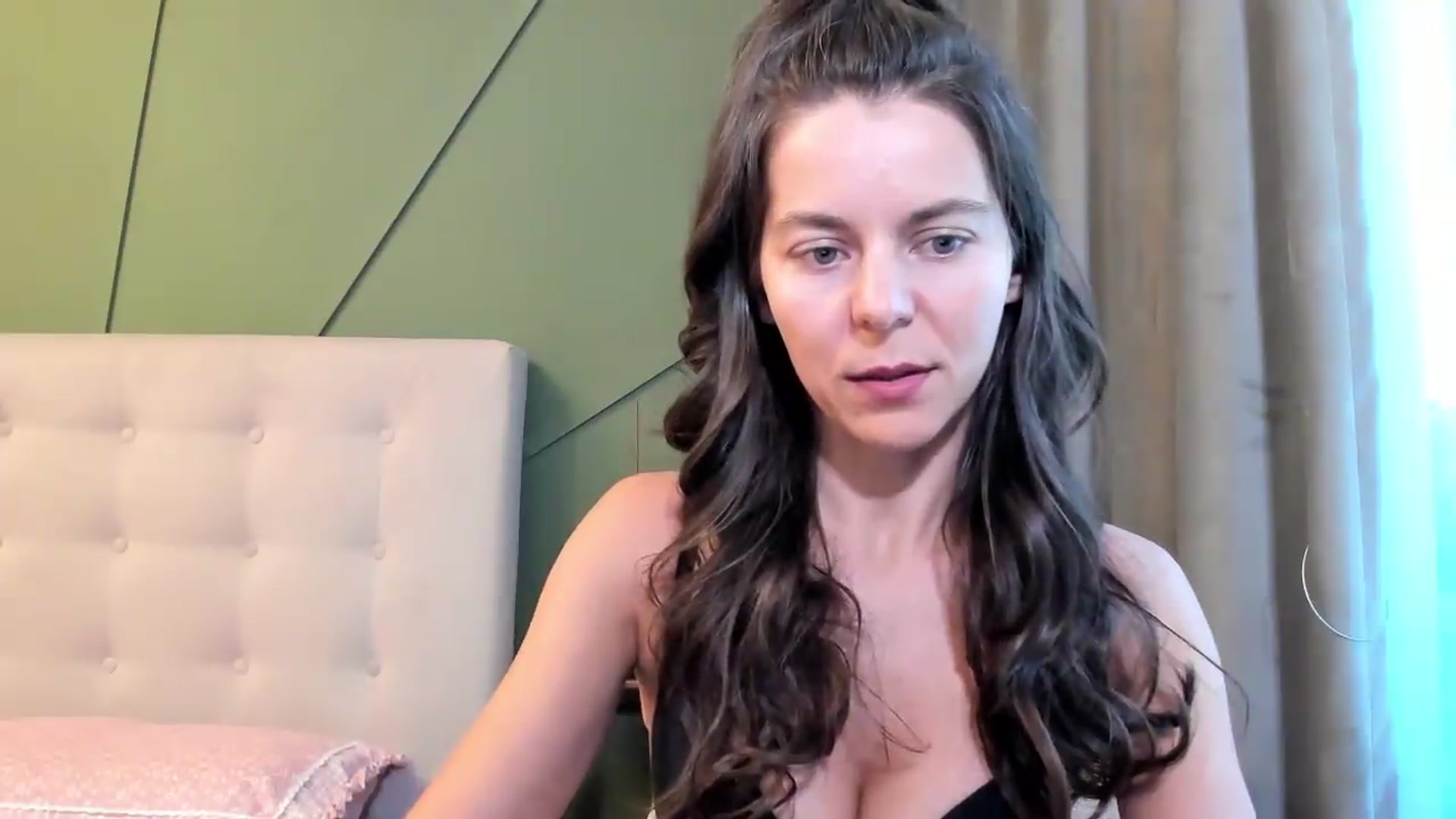 Gallery image thumbnail from CamilaAccardi's myfreecams stream on, 07/29/2026, 14:05 image 13 of 20