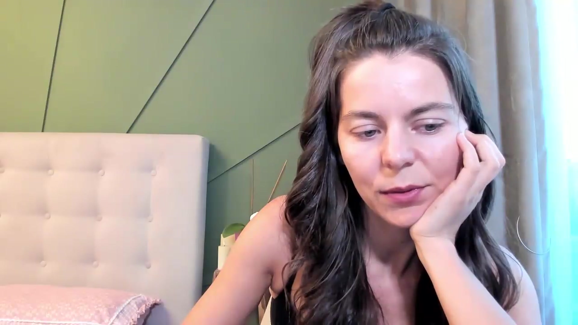 Gallery image thumbnail from CamilaAccardi's myfreecams stream on, 07/29/2026, 14:05 image 11 of 20