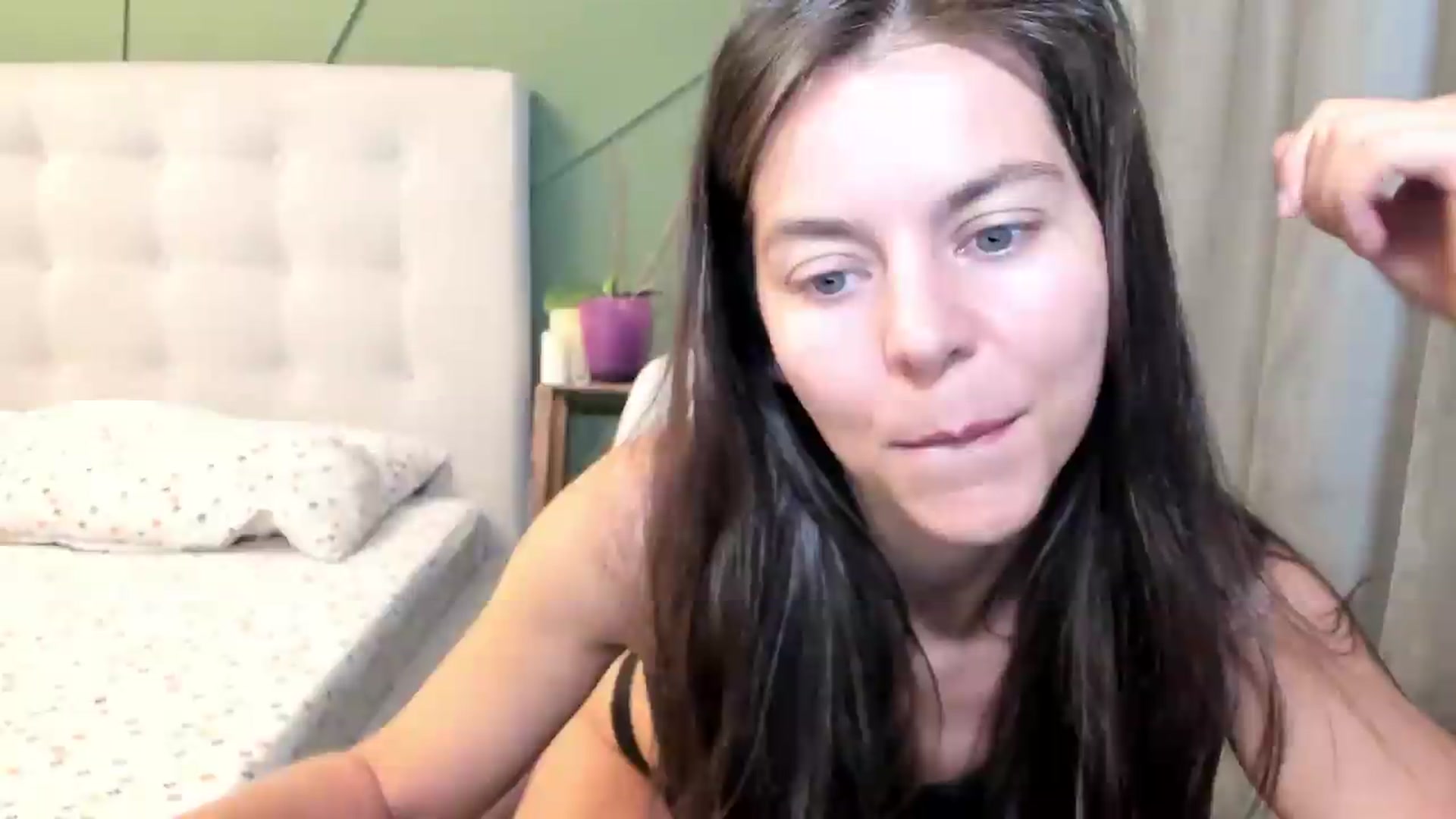 Gallery image thumbnail from CamilaAccardi's myfreecams stream on, 08/13/2026, 05:42 image 15 of 20