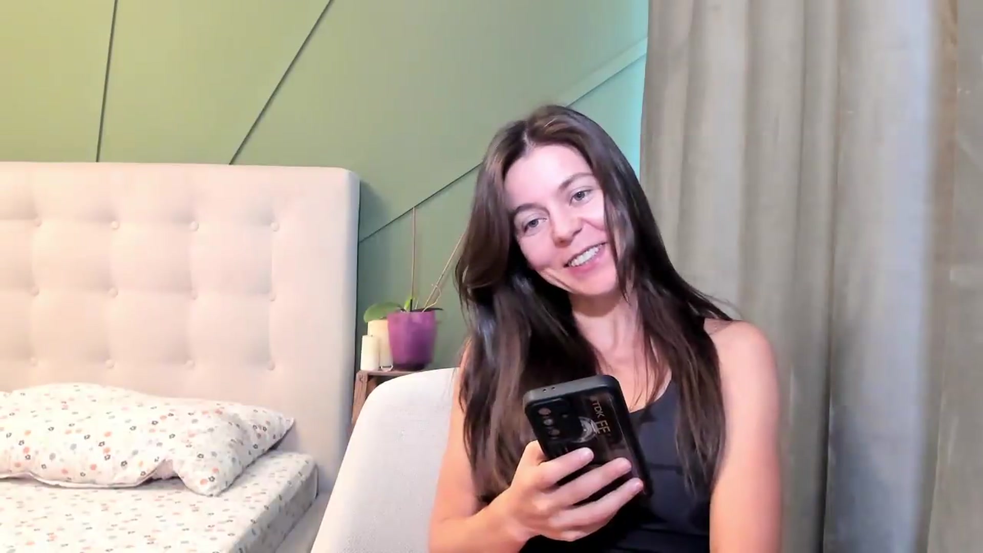 Gallery image thumbnail from CamilaAccardi's myfreecams stream on, 08/13/2026, 06:45 image 13 of 20