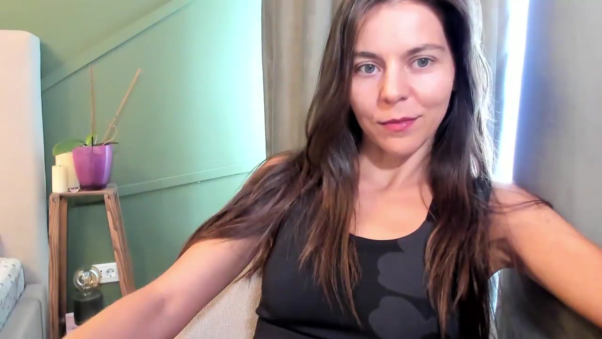 Gallery image thumbnail from CamilaAccardi's myfreecams stream on, 08/13/2026, 10:02 image 3 of 20