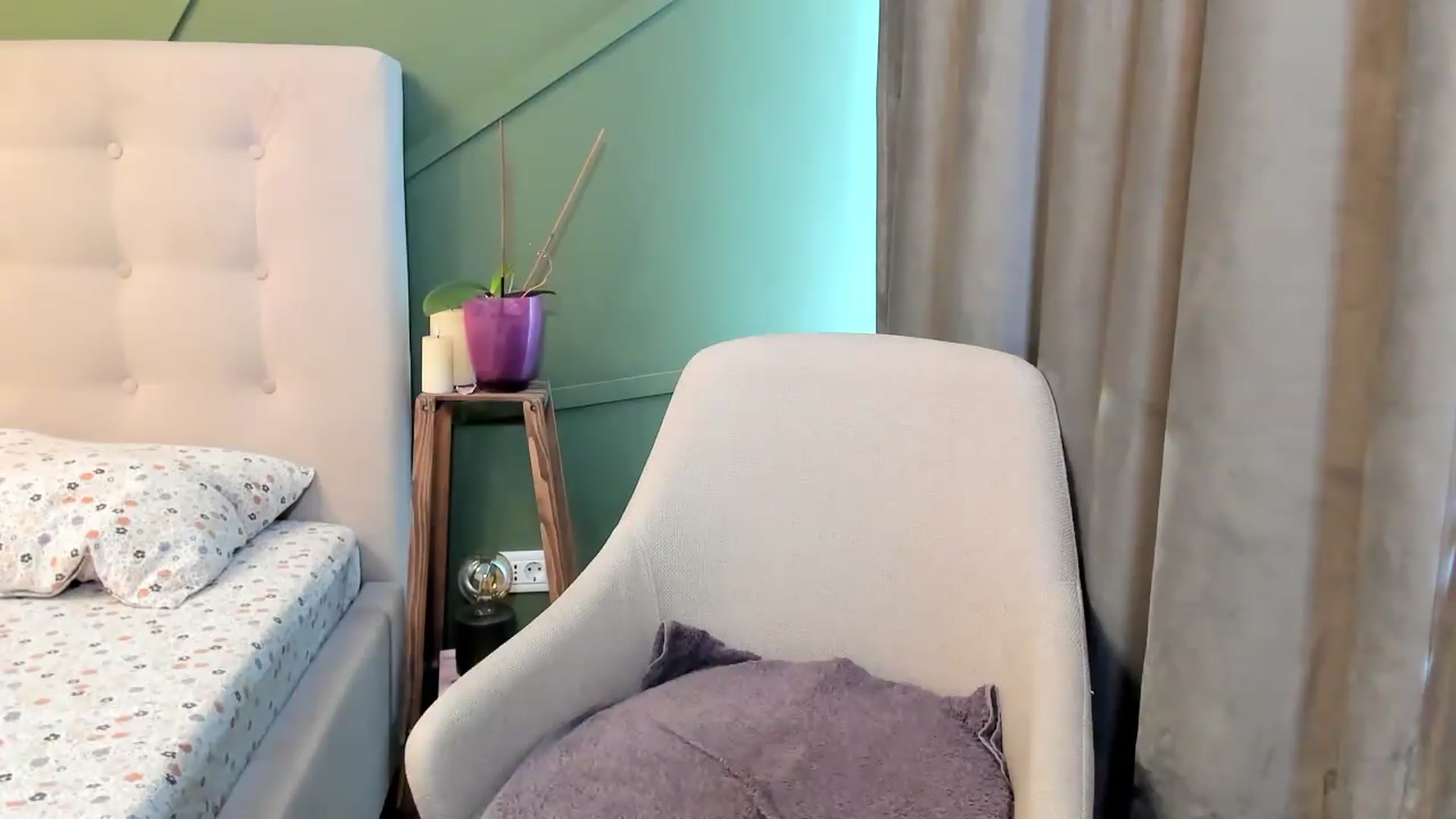 Gallery image thumbnail from CamilaAccardi's myfreecams stream on, 08/13/2026, 10:02 image 18 of 20