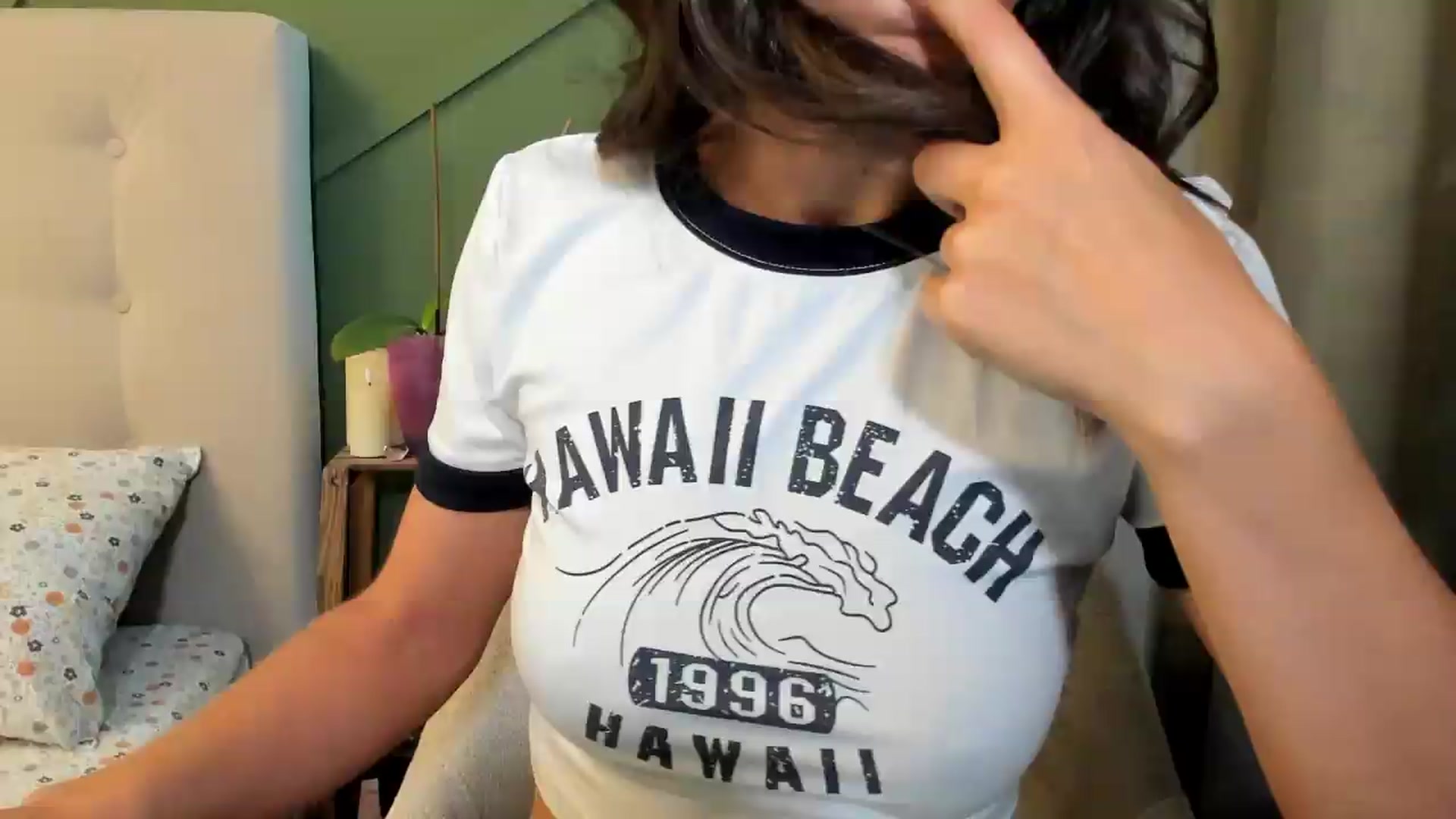 Gallery image thumbnail from CamilaAccardi's myfreecams stream on, 08/14/2026, 10:15 image 16 of 20