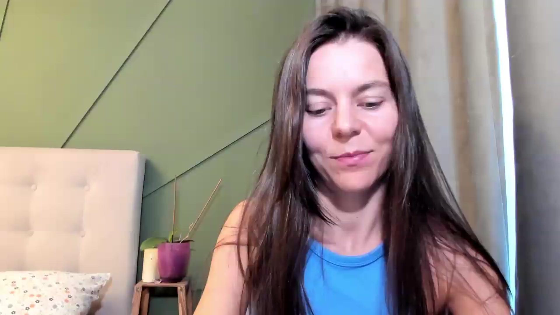 Gallery image thumbnail from CamilaAccardi's myfreecams stream on, 08/19/2026, 13:44 image 15 of 20