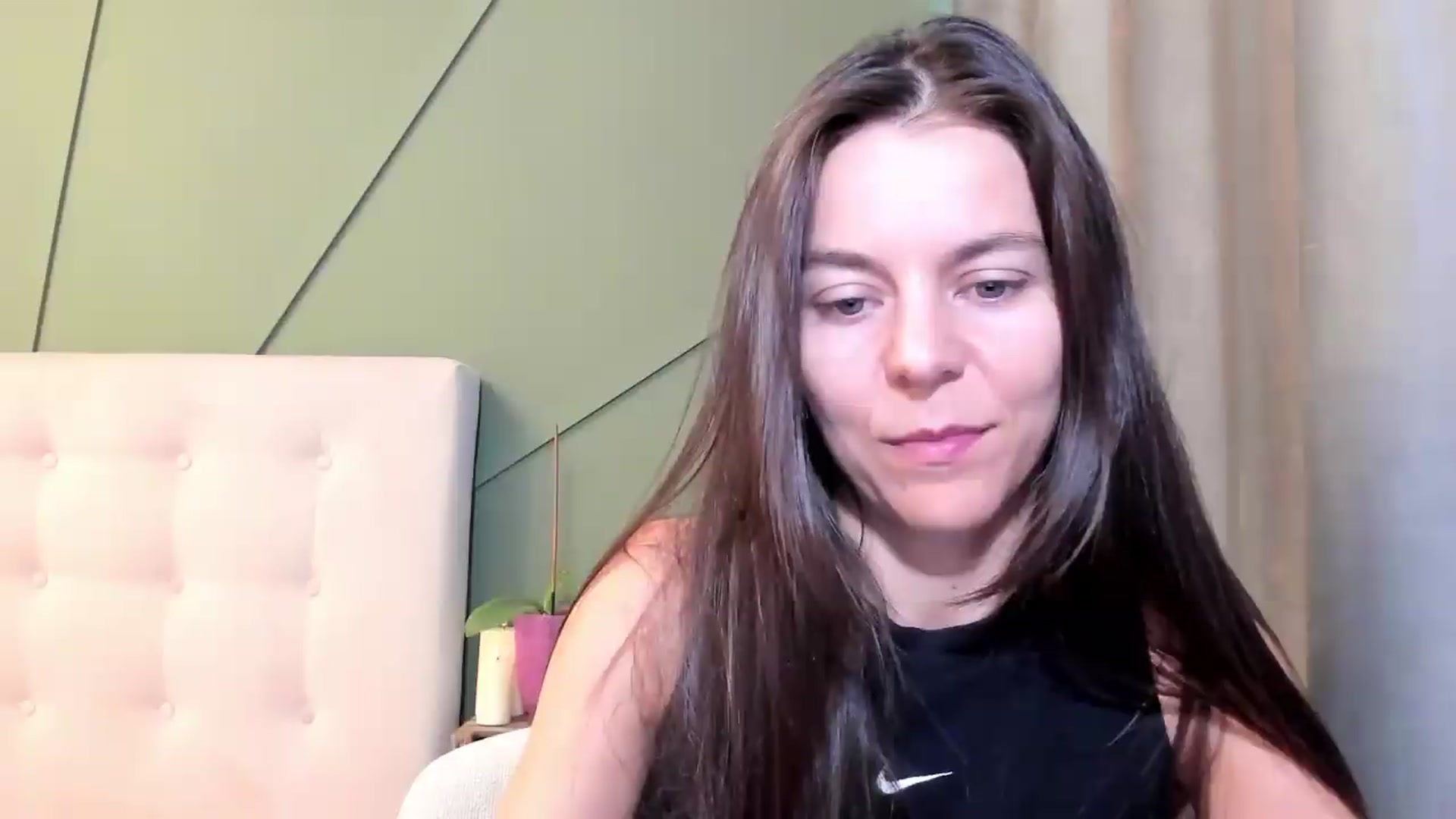 Gallery image thumbnail from CamilaAccardi's myfreecams stream on, 08/21/2026, 13:42 image 10 of 20