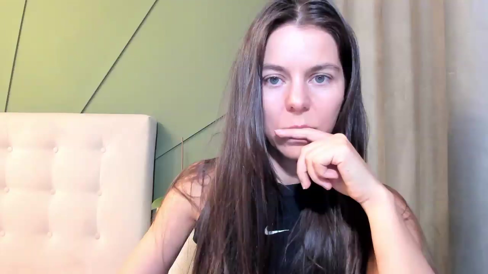Gallery image thumbnail from CamilaAccardi's myfreecams stream on, 08/21/2026, 15:41 image 11 of 20
