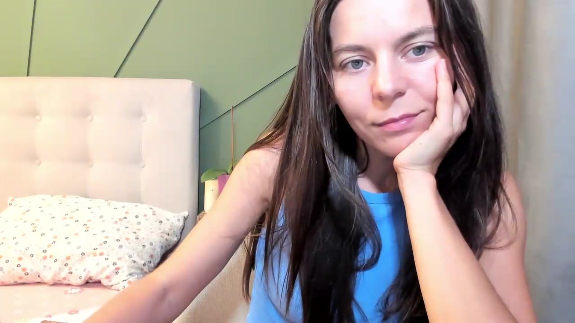 Gallery image thumbnail from CamilaAccardi's myfreecams stream on, 08/22/2026, 14:52 image 20 of 20