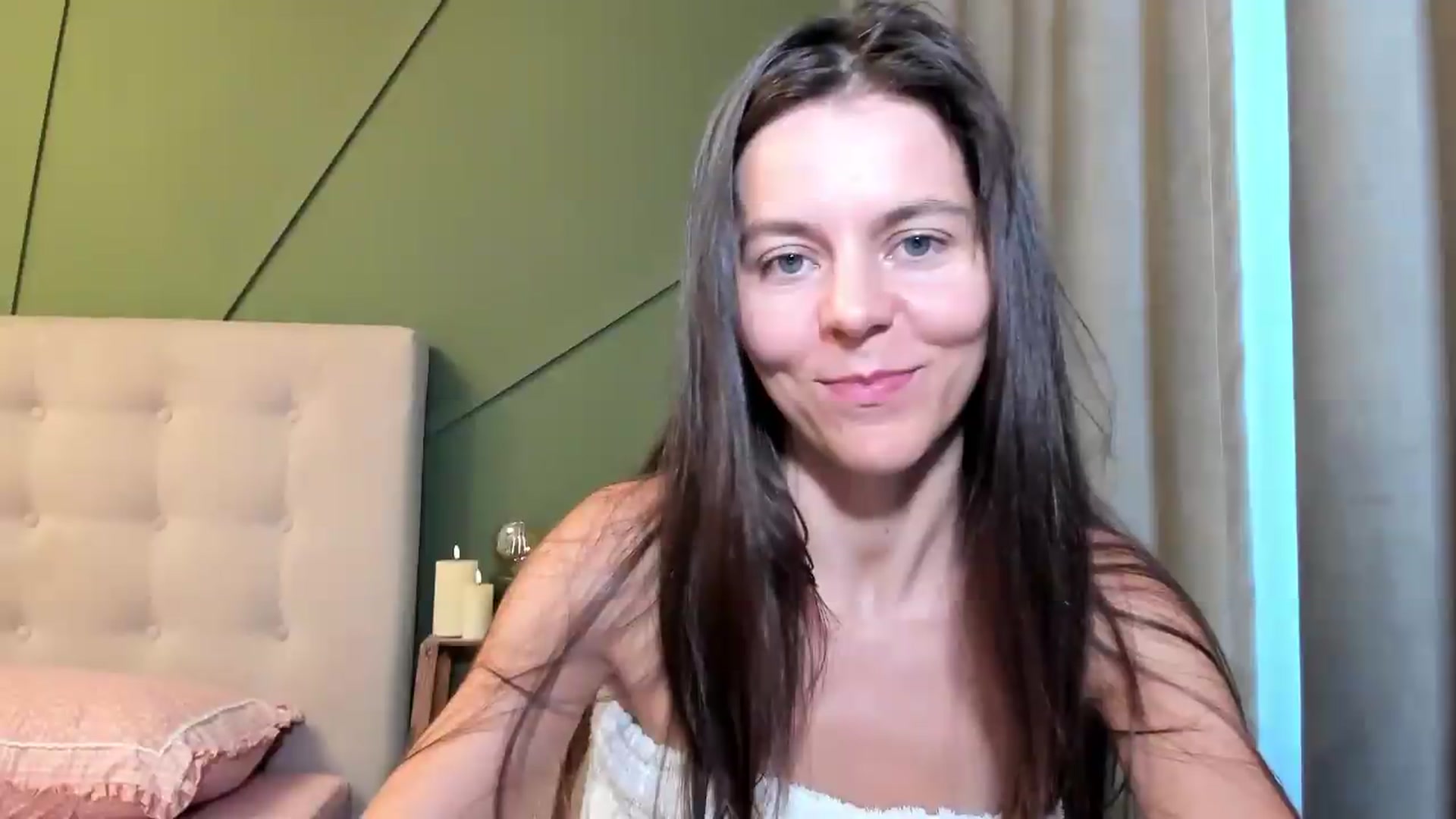Gallery image thumbnail from CamilaAccardi's myfreecams stream on, 08/25/2026, 16:04 image 12 of 20