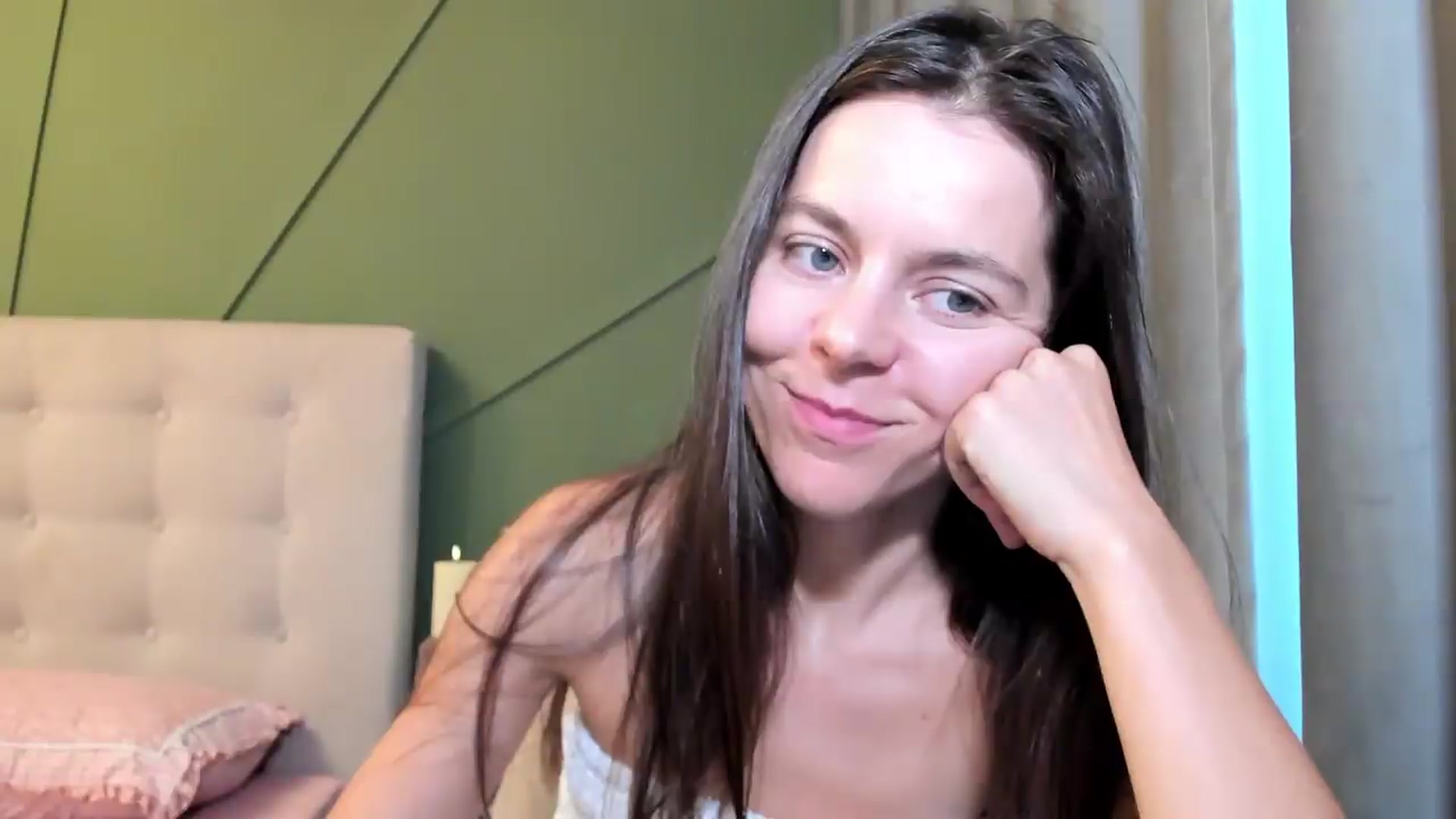 Gallery image thumbnail from CamilaAccardi's myfreecams stream on, 08/25/2026, 16:04 image 11 of 20