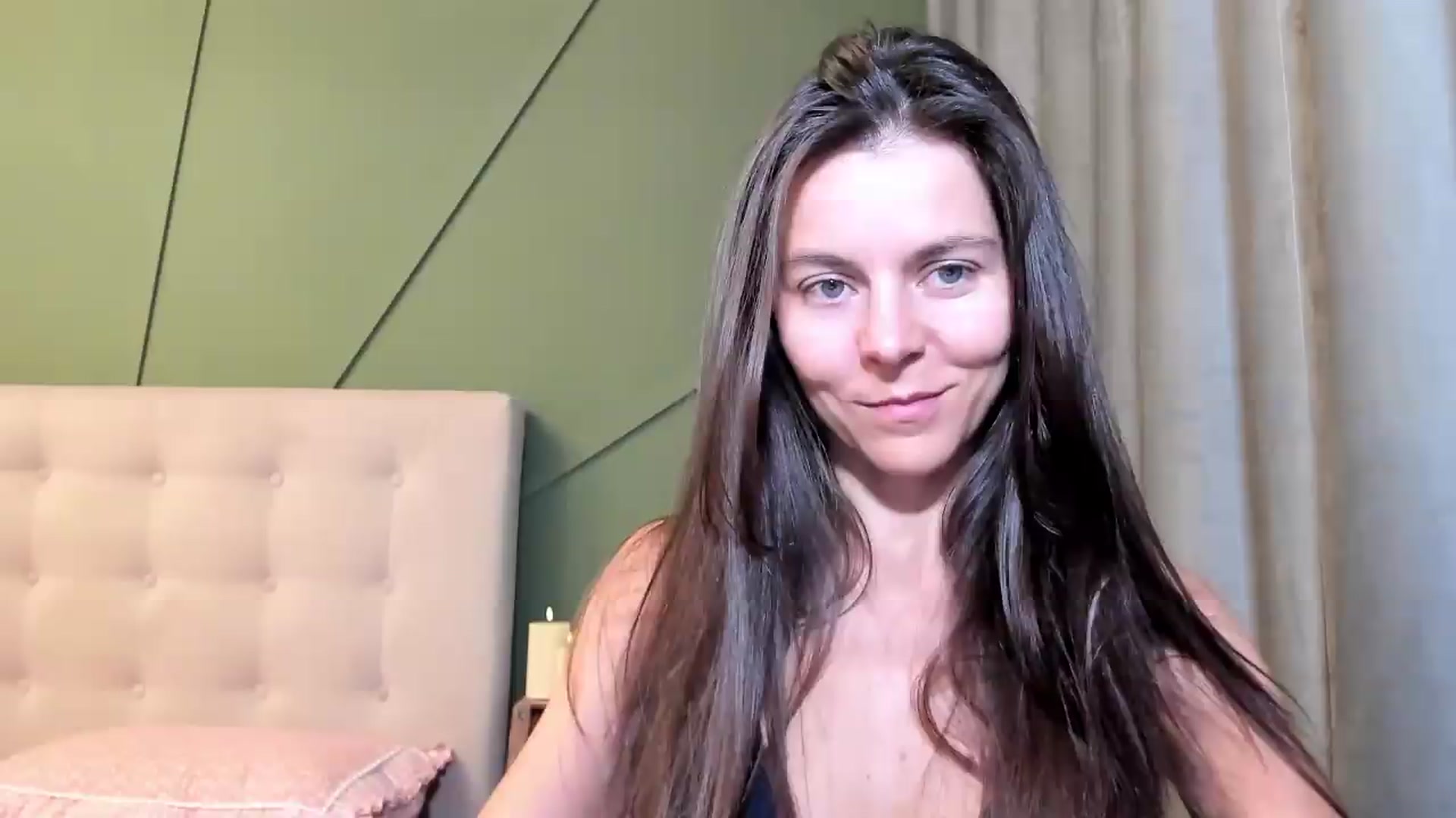 Gallery image thumbnail from CamilaAccardi's myfreecams stream on, 08/25/2026, 19:04 image 16 of 20