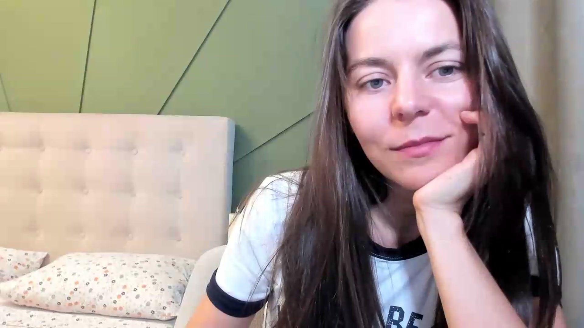 Gallery image thumbnail from CamilaAccardi's myfreecams stream on, 09/12/2026, 11:18 image 11 of 20