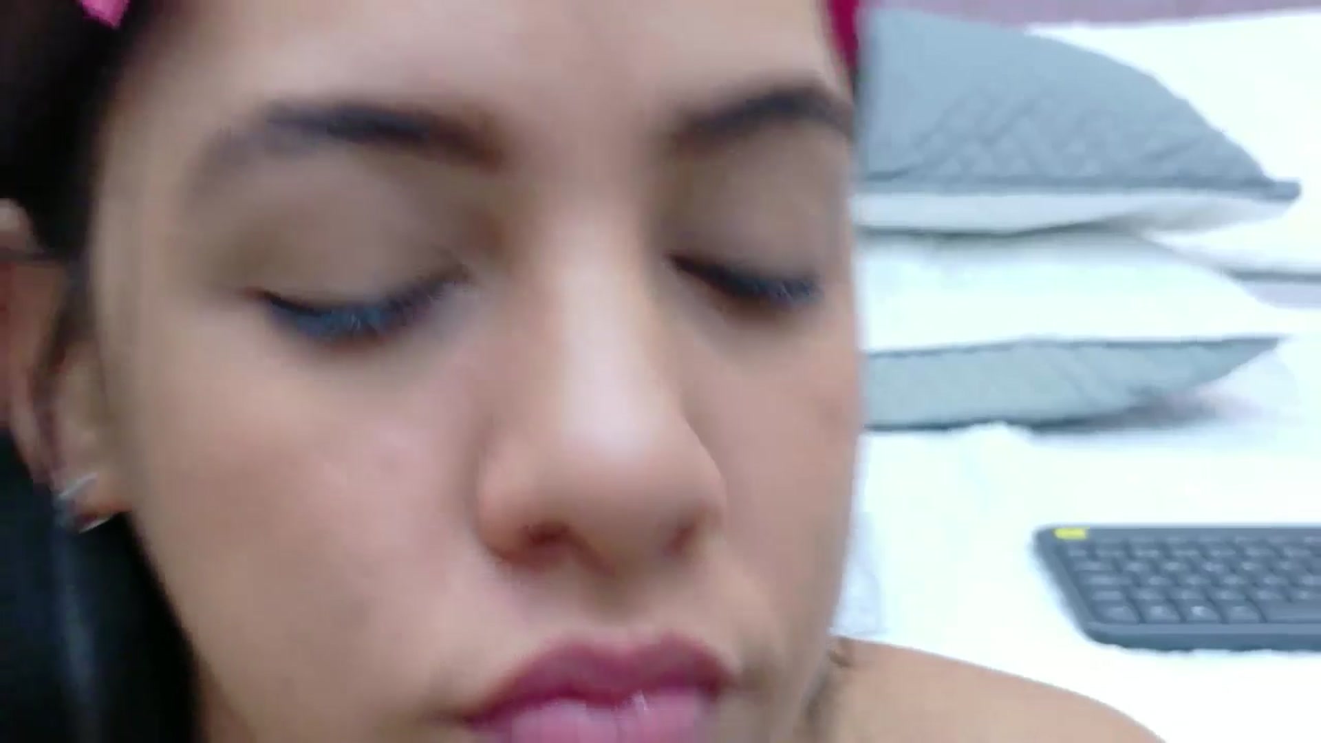 Gallery image thumbnail from CamilaHill's myfreecams stream on, 12/09/2025, 14:15 image 14 of 20