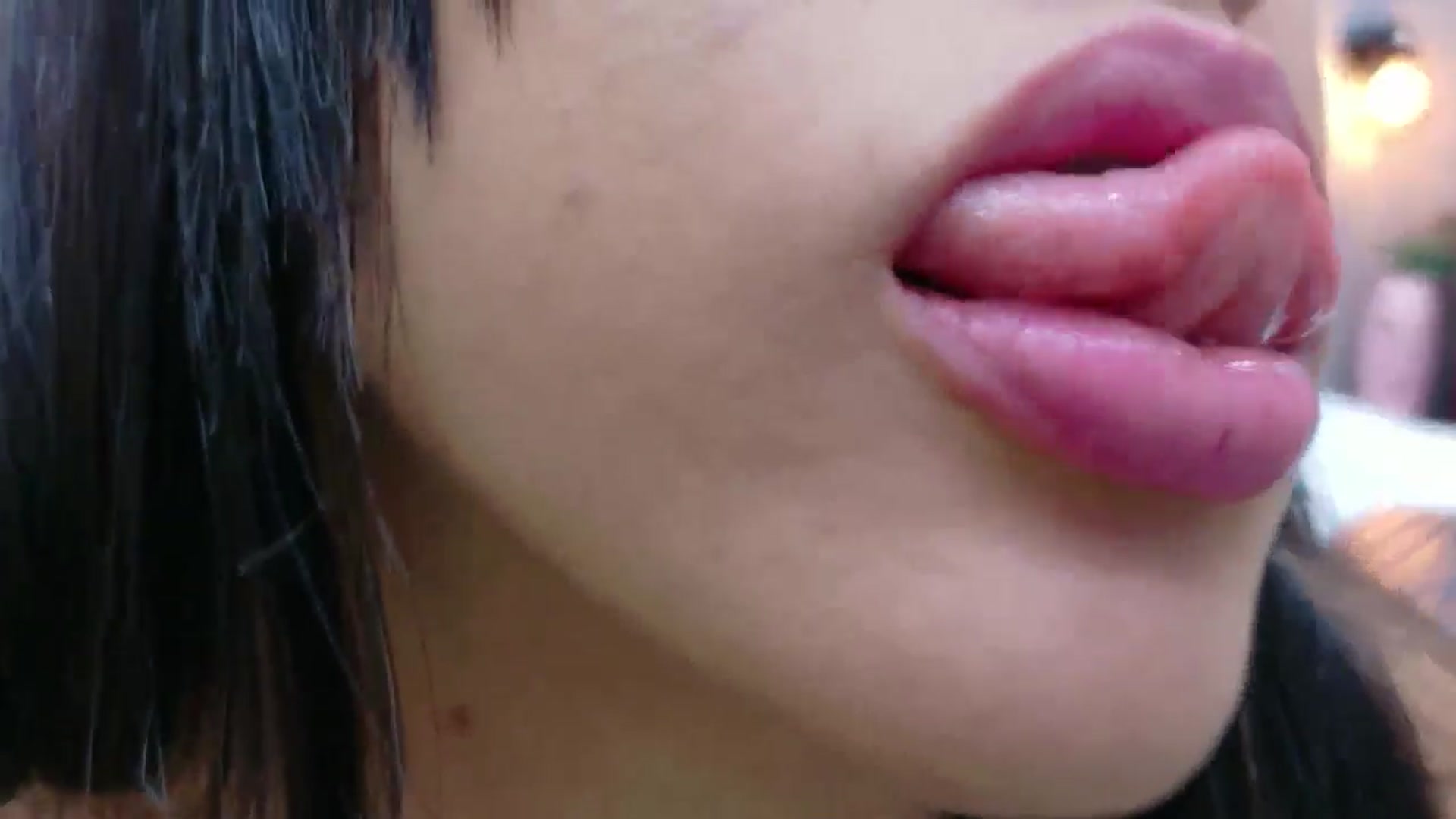 Gallery image thumbnail from CamilaHill's myfreecams stream on, 12/09/2025, 14:15 image 6 of 20