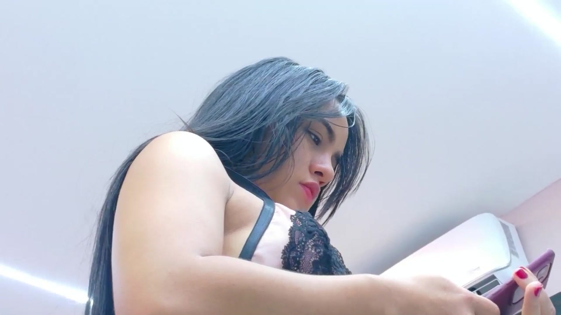 Gallery image thumbnail from CamilaHill's myfreecams stream on, 12/12/2025, 16:56 image 18 of 20