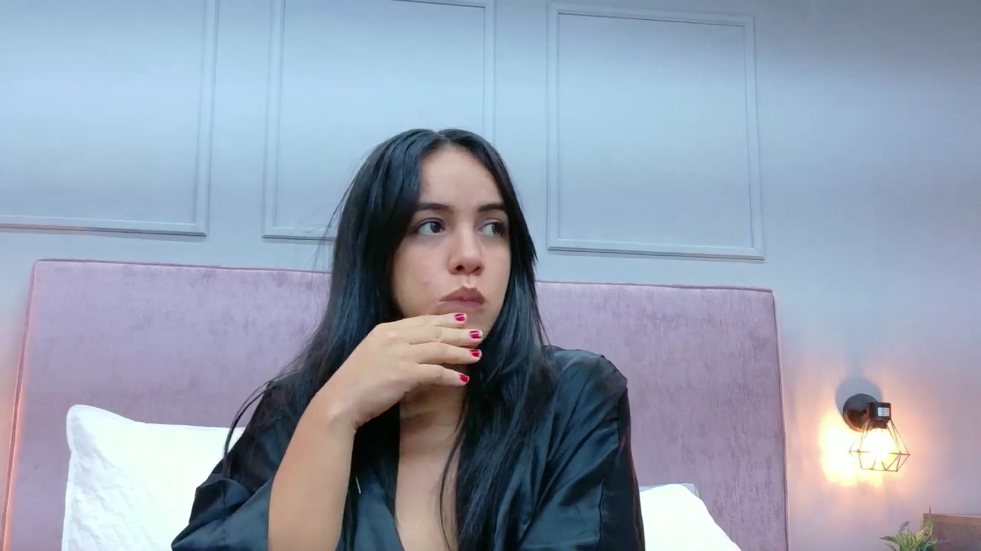 Gallery image thumbnail from CamilaHill's myfreecams stream on, 12/22/2025, 17:03 image 12 of 20