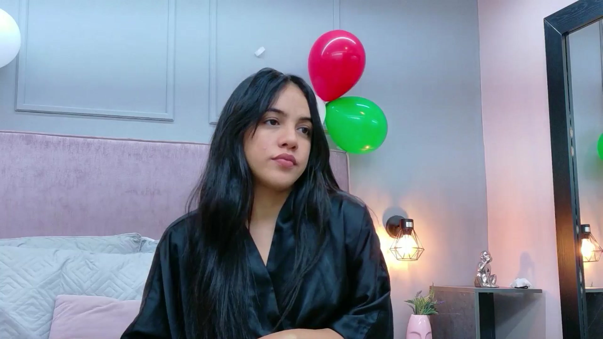 Gallery image thumbnail from CamilaHill's myfreecams stream on, 12/26/2025, 17:50 image 7 of 20