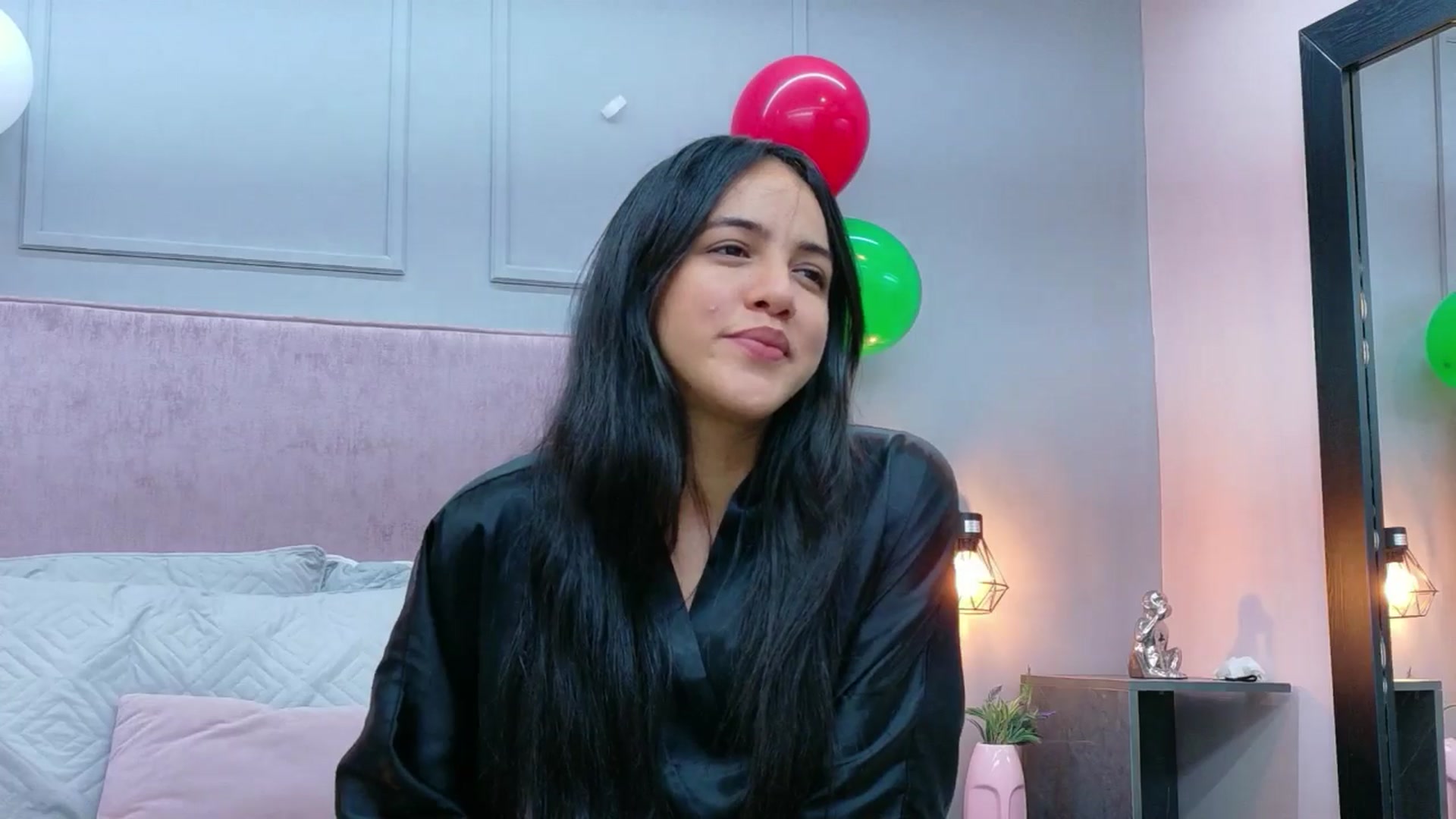 Gallery image thumbnail from CamilaHill's myfreecams stream on, 12/26/2025, 17:50 image 5 of 20