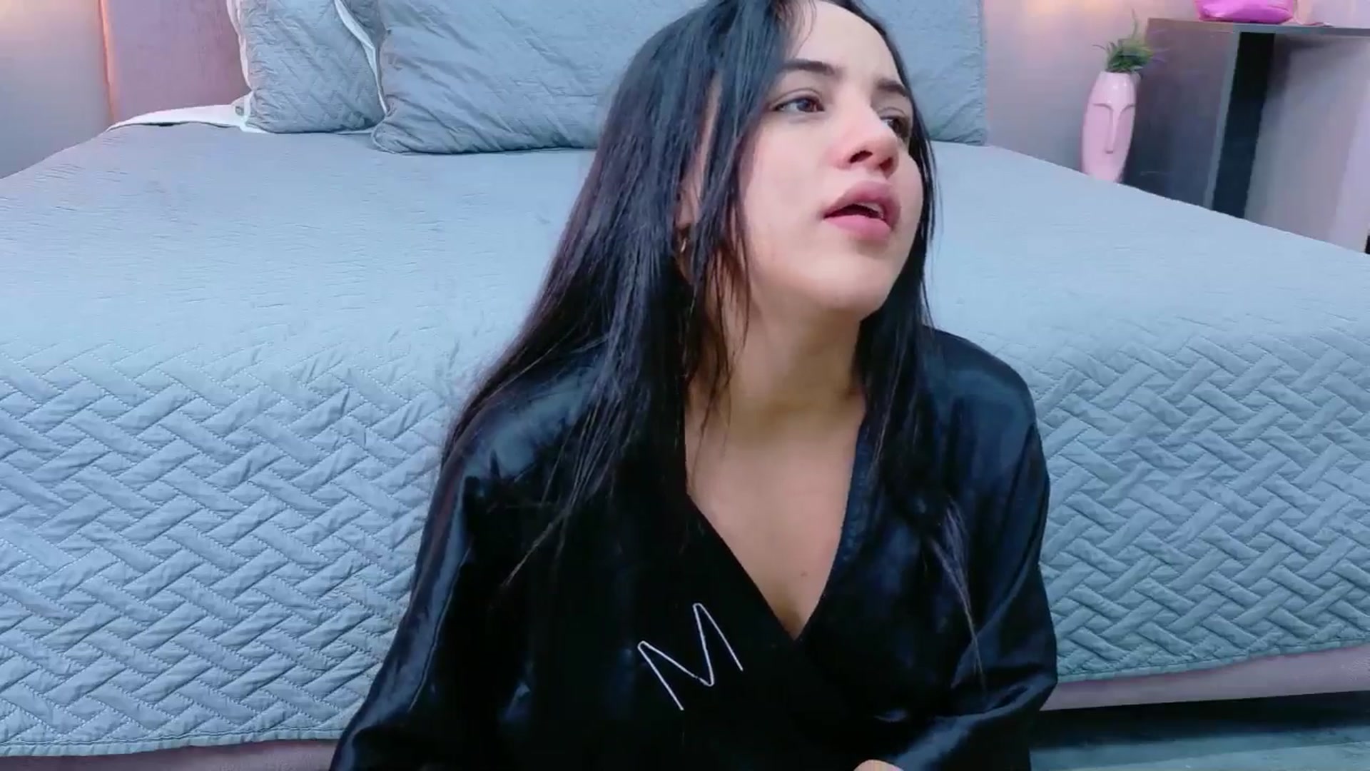 Gallery image thumbnail from CamilaHill's myfreecams stream on, 03/21/2026, 18:00 image 13 of 20