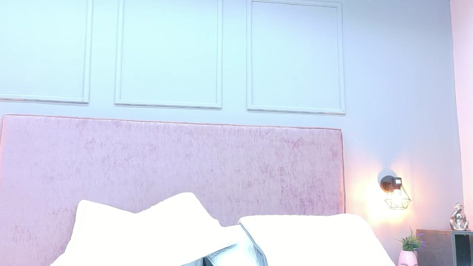 Gallery image thumbnail from CamilaHill's myfreecams stream on, 03/28/2026, 18:17 image 19 of 20