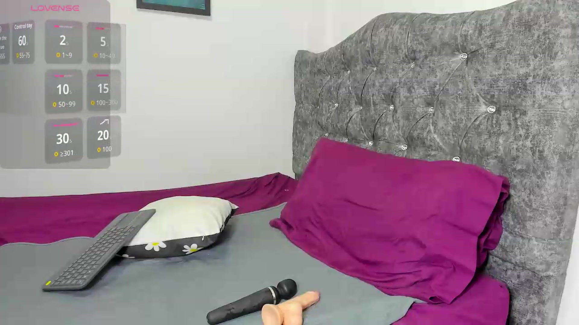 Gallery image thumbnail from CamilaHill's myfreecams stream on, 05/19/2026, 14:39 image 20 of 20