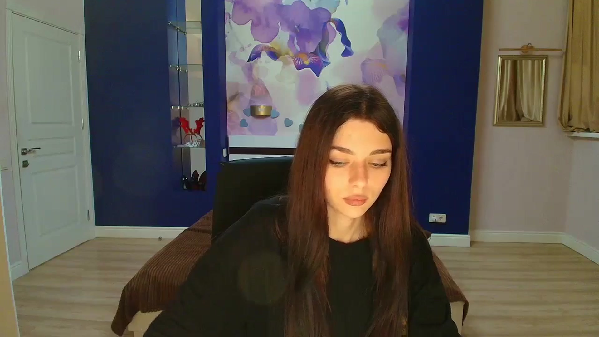Gallery image thumbnail from CamillaMiller's myfreecams stream on, 12/31/2024, 15:33 image 3 of 20