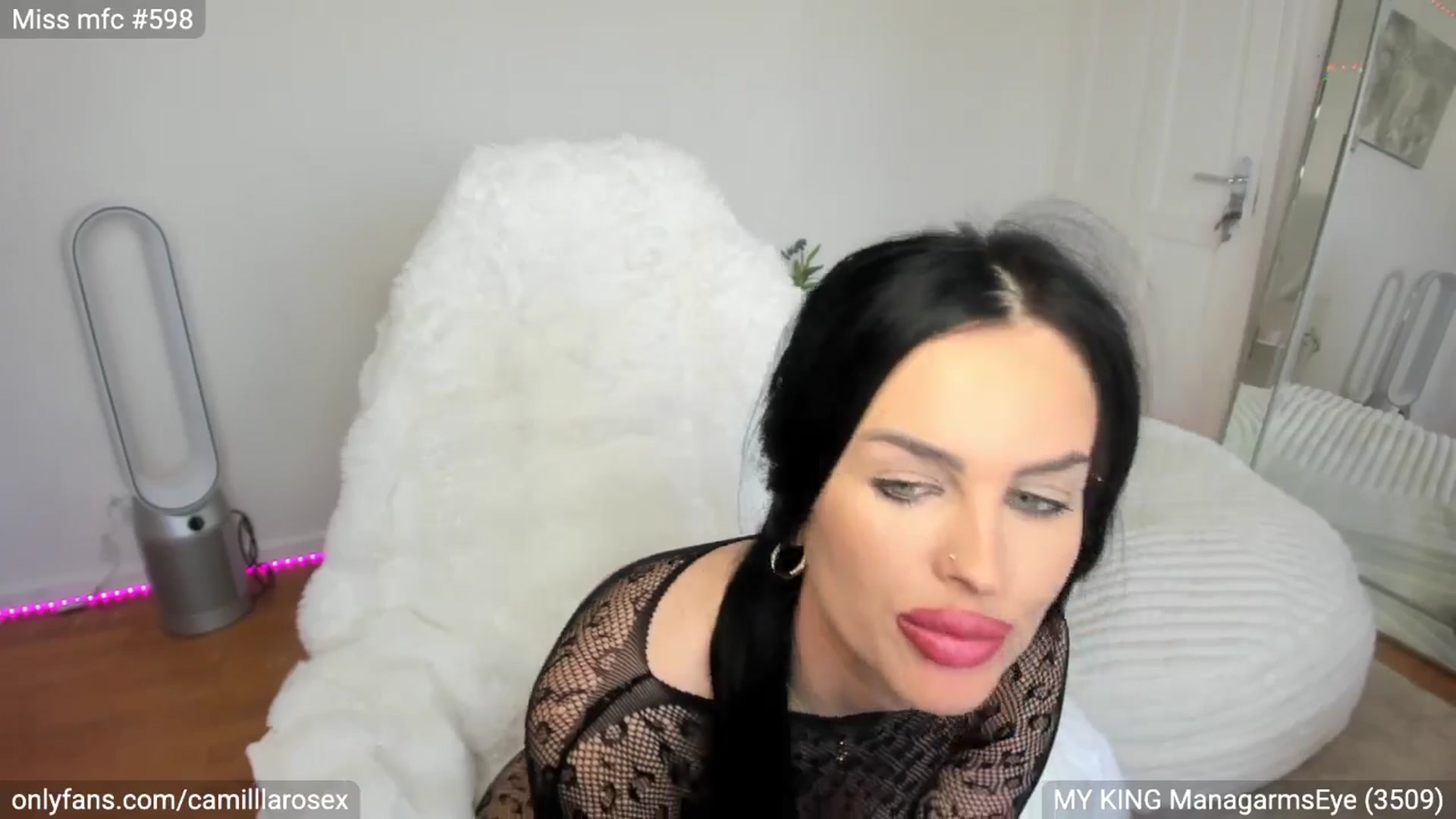 Gallery image thumbnail from CamillaRose's myfreecams stream on, 03/19/2026, 11:28 image 19 of 20