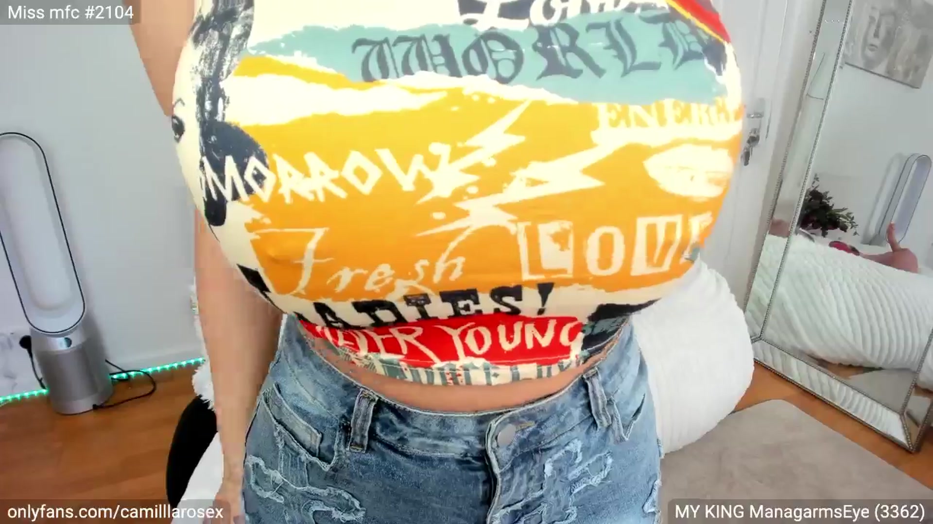 Gallery image thumbnail from CamillaRose's myfreecams stream on, 04/25/2026, 08:45 image 3 of 20