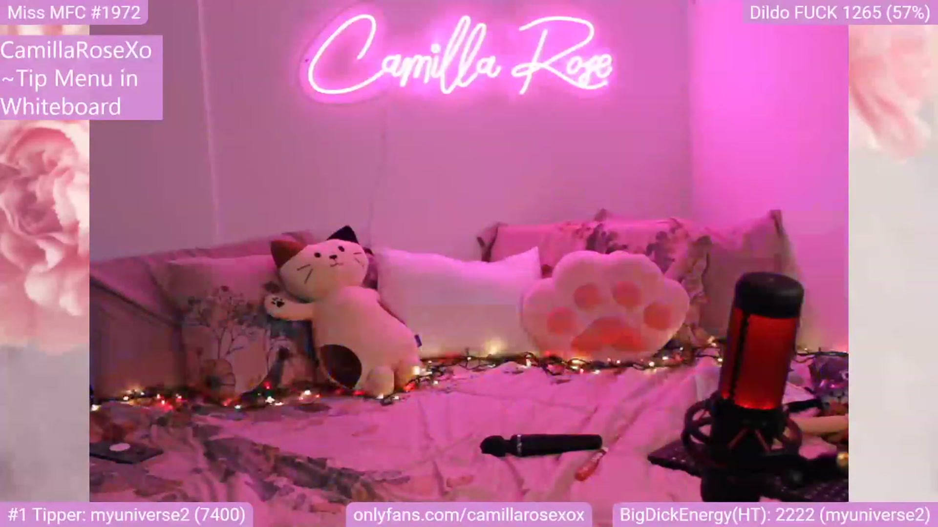Gallery image thumbnail from CamillaRoseXo's myfreecams stream on, 12/11/2022, 16:47 image 6 of 20