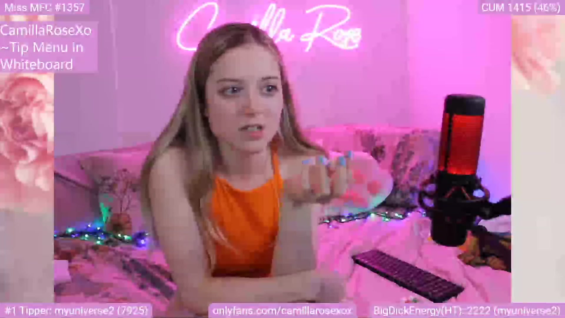 Gallery image thumbnail from CamillaRoseXo's myfreecams stream on, 12/11/2022, 20:04 image 7 of 20