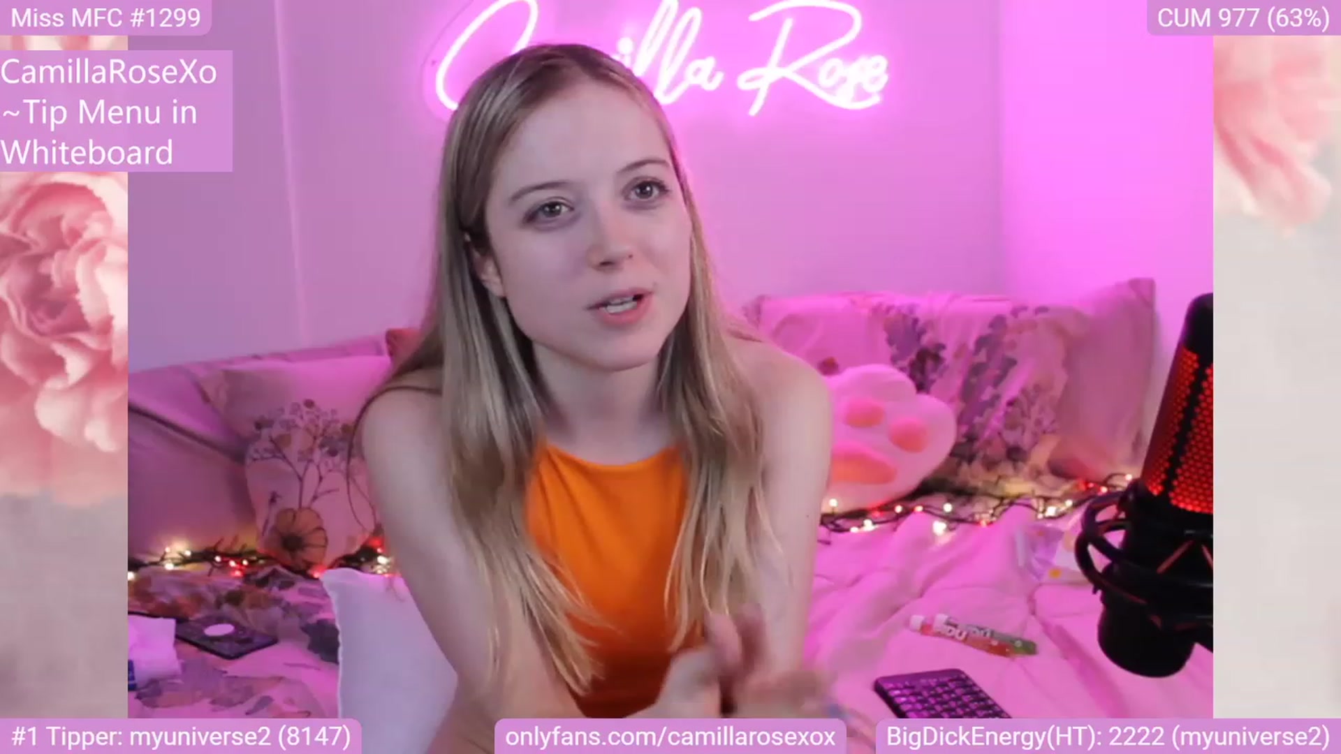 Gallery image thumbnail from CamillaRoseXo's myfreecams stream on, 12/11/2022, 20:04 image 19 of 20