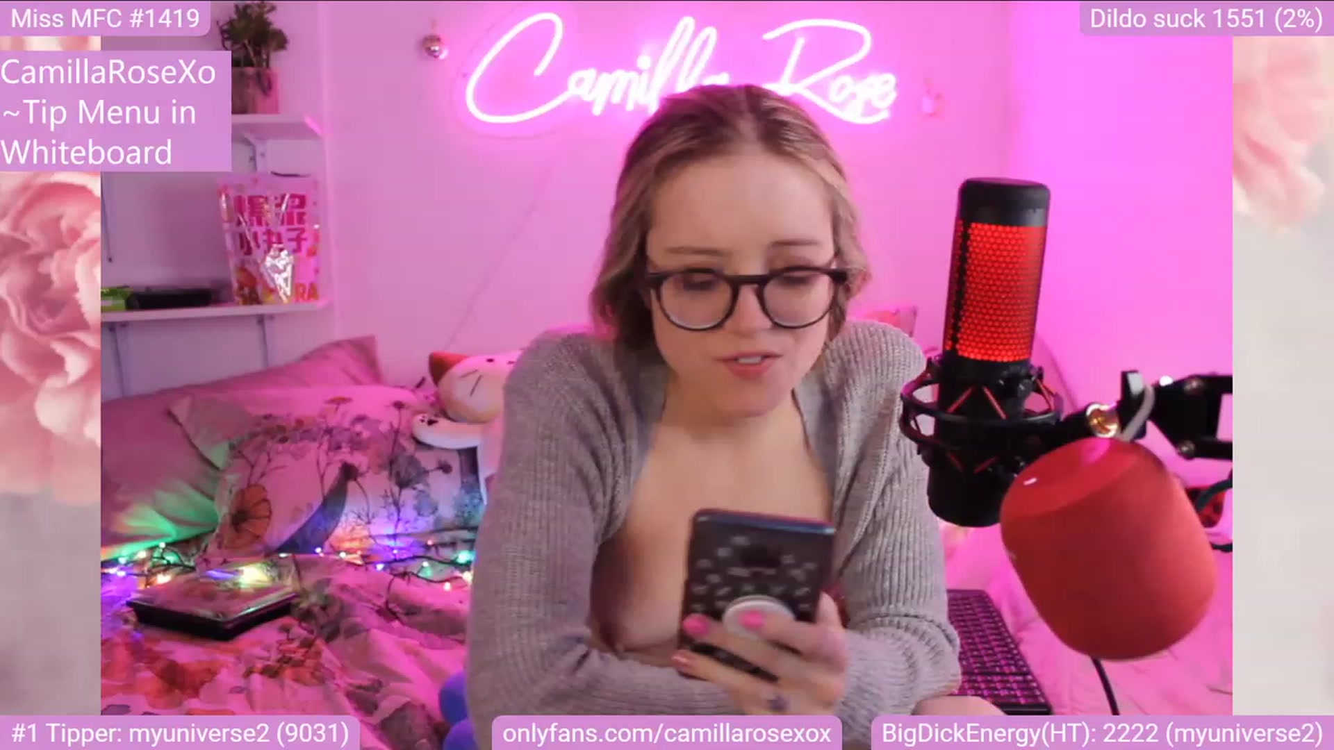 Gallery image thumbnail from CamillaRoseXo's myfreecams stream on, 12/29/2022, 08:57 image 19 of 20