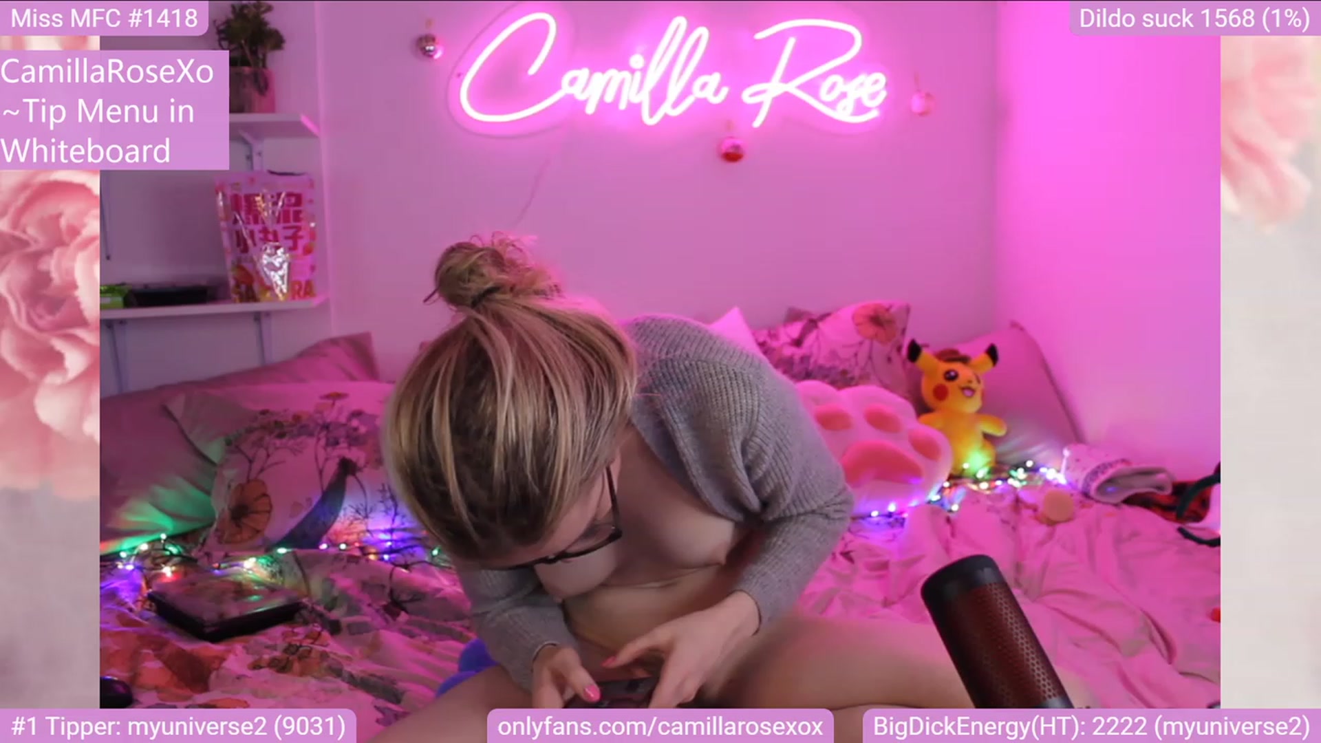 Gallery image thumbnail from CamillaRoseXo's myfreecams stream on, 12/29/2022, 08:57 image 10 of 20