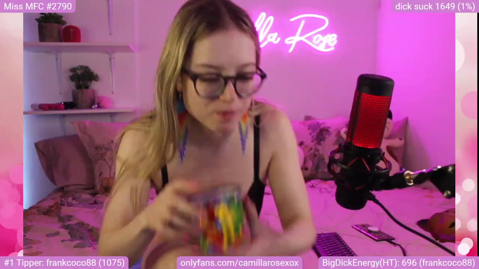 Gallery image thumbnail from CamillaRoseXo's myfreecams stream on, 01/15/2023, 12:31 image 15 of 20